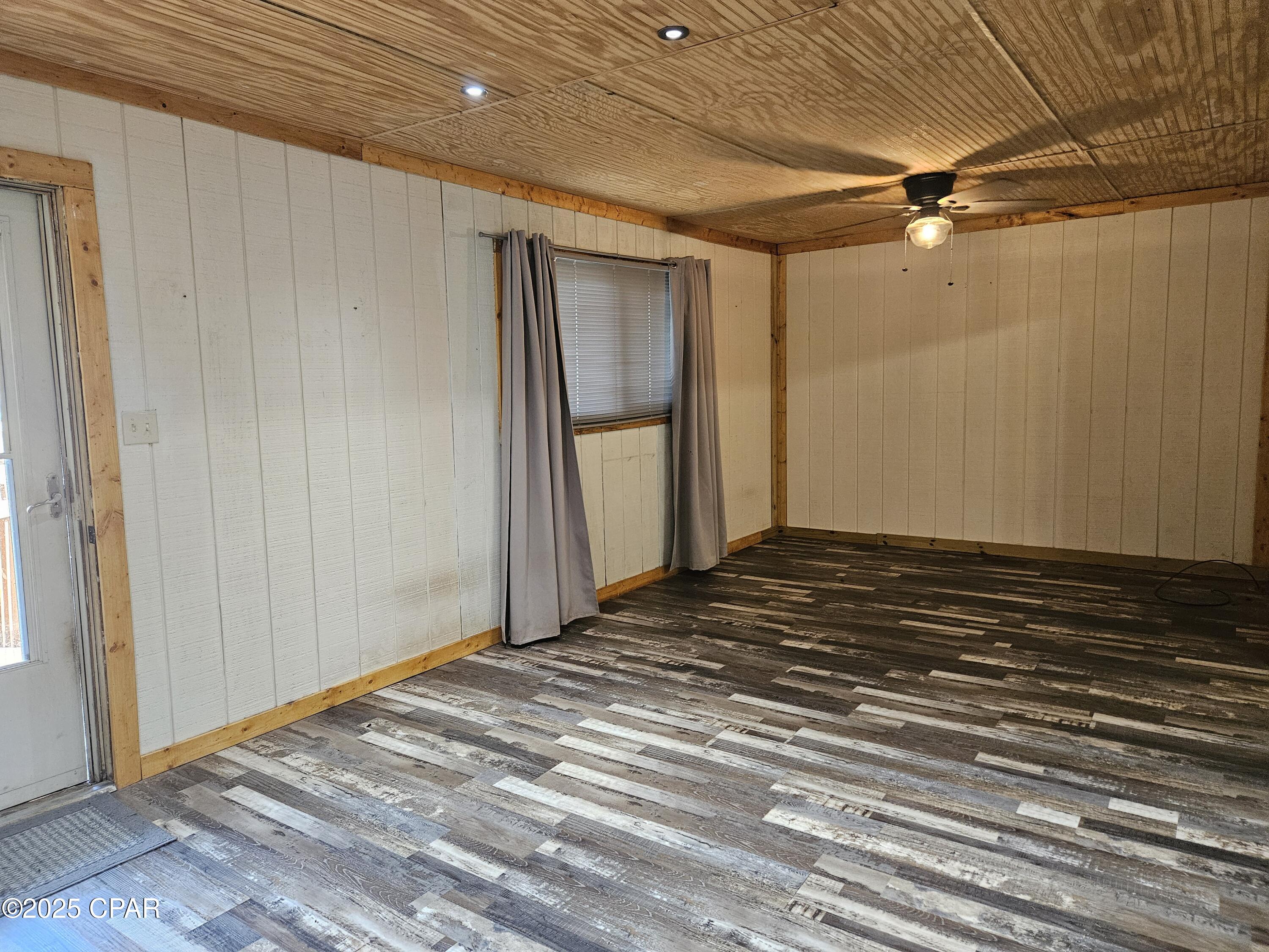 Image 3 For 711 Heavener Lane