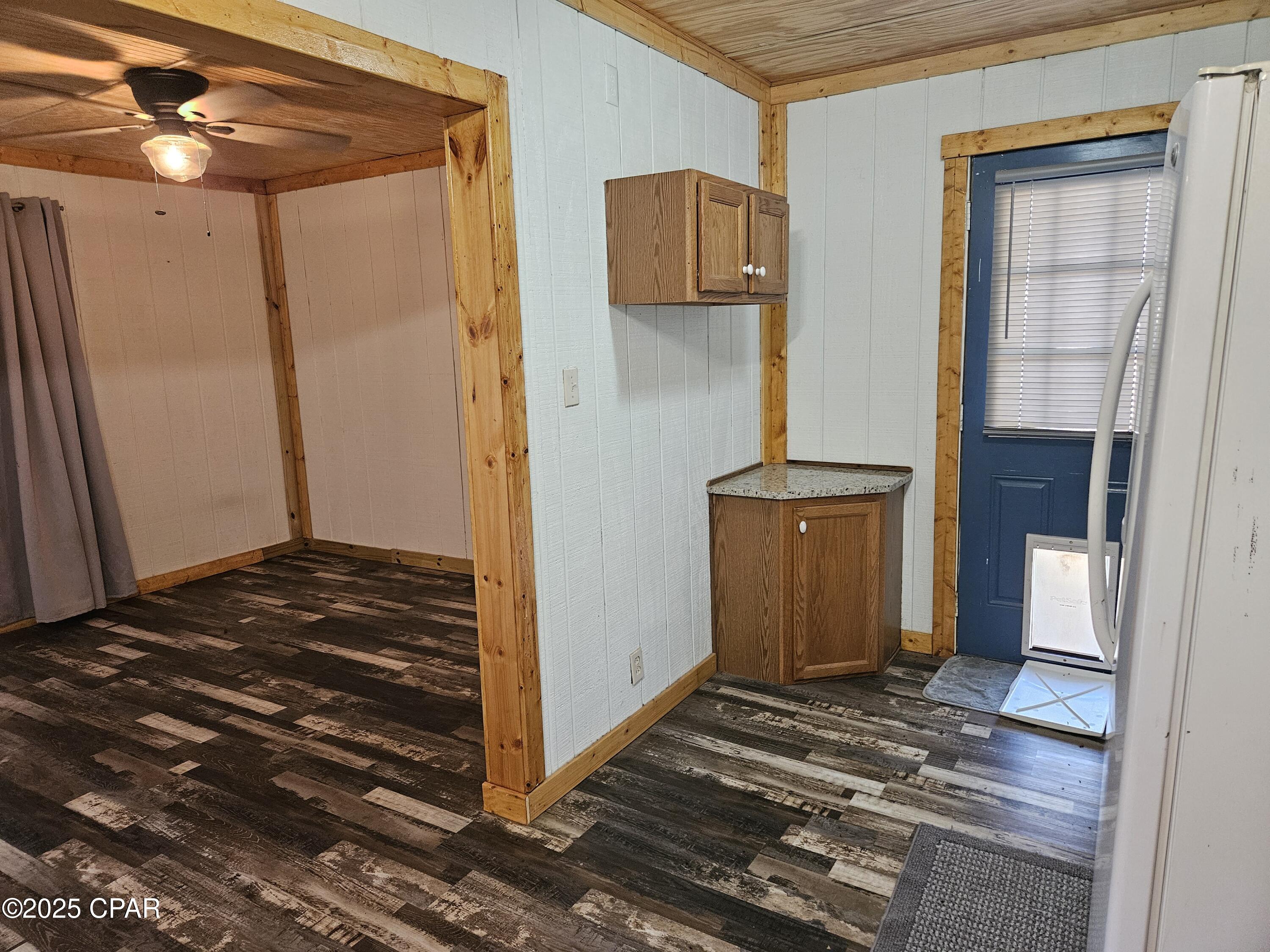 Image 7 For 711 Heavener Lane