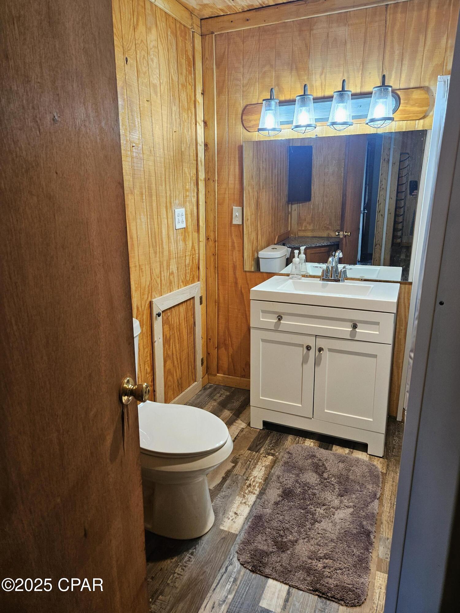 Image 8 For 711 Heavener Lane