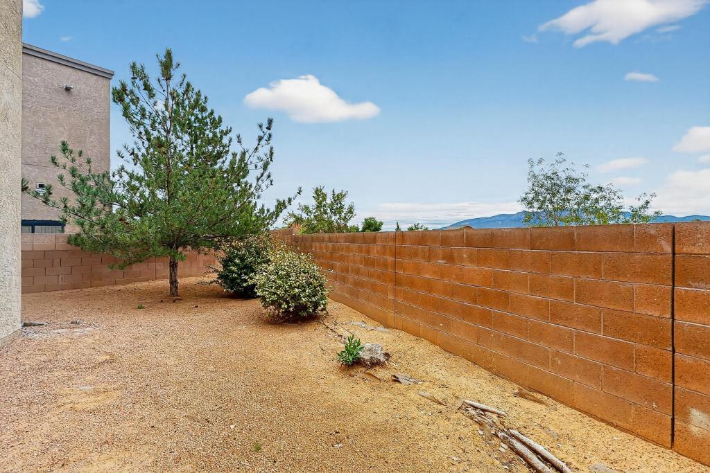 1905 CORTINA Loop SE 