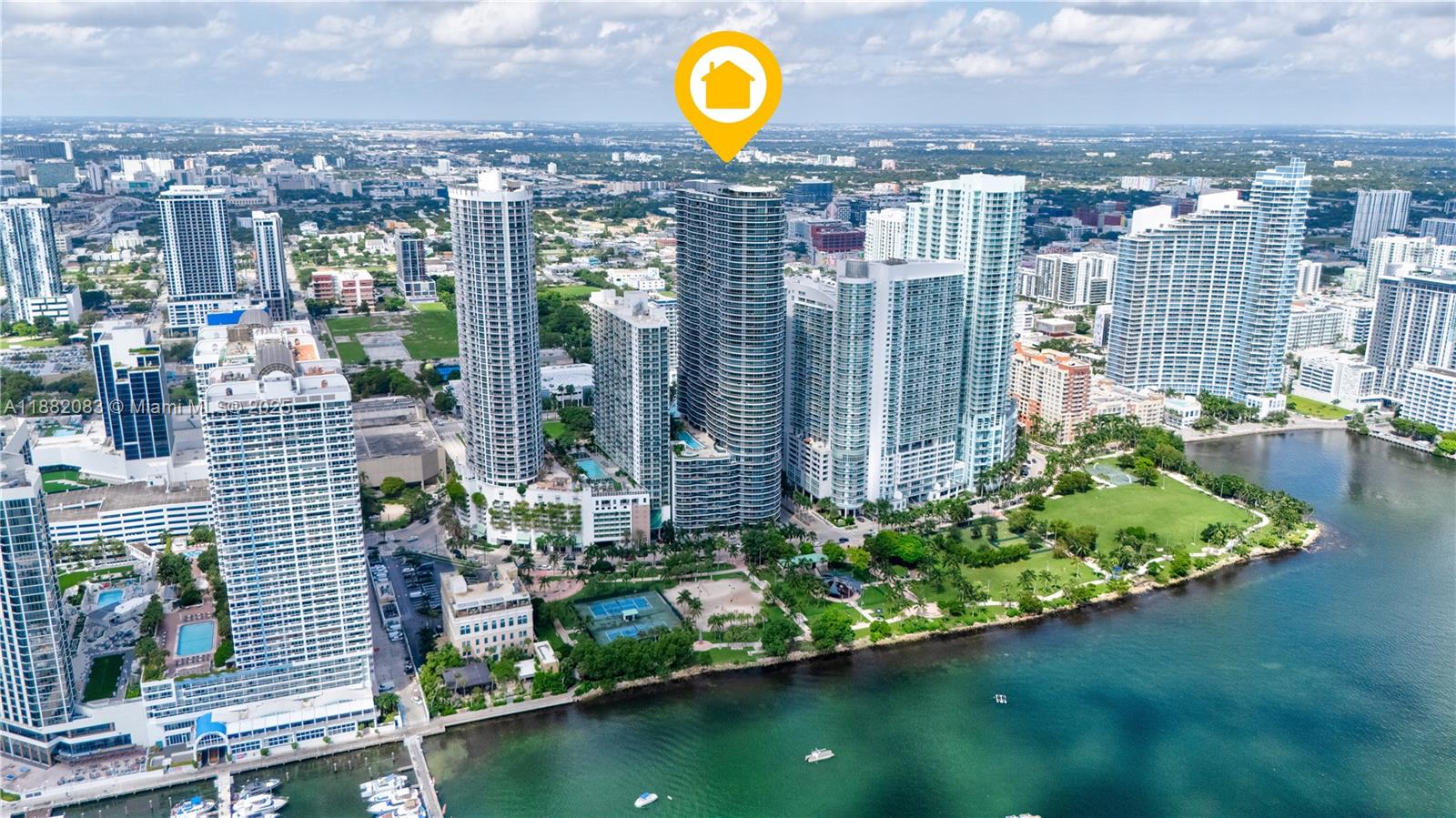 Condo for Sale in Miami, FL