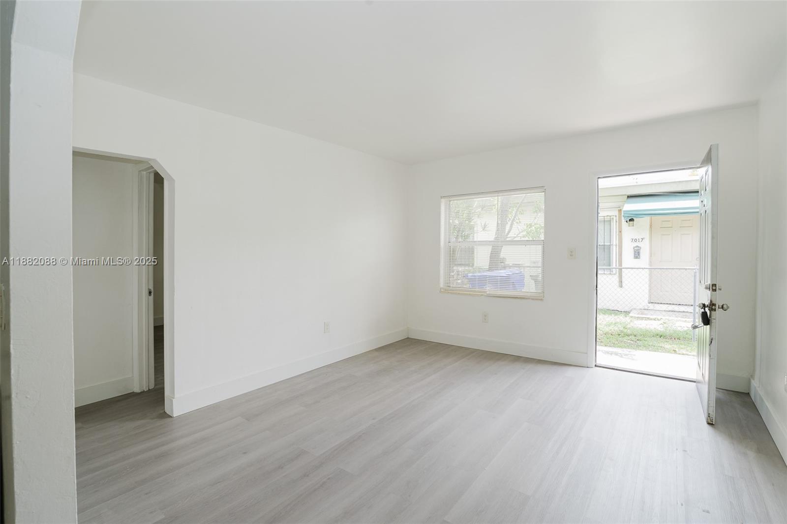 Property photo # 7