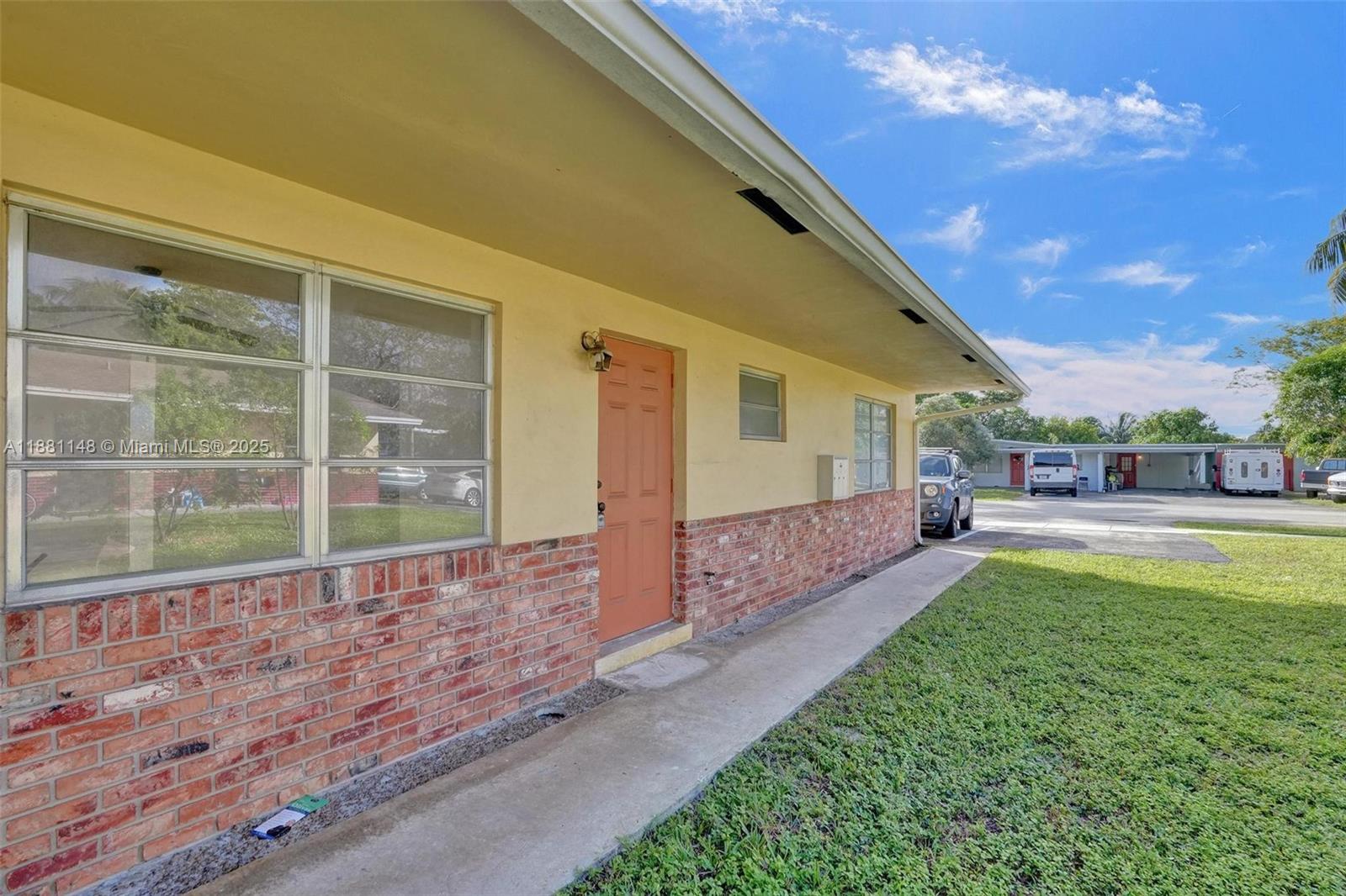 Property photo # 0