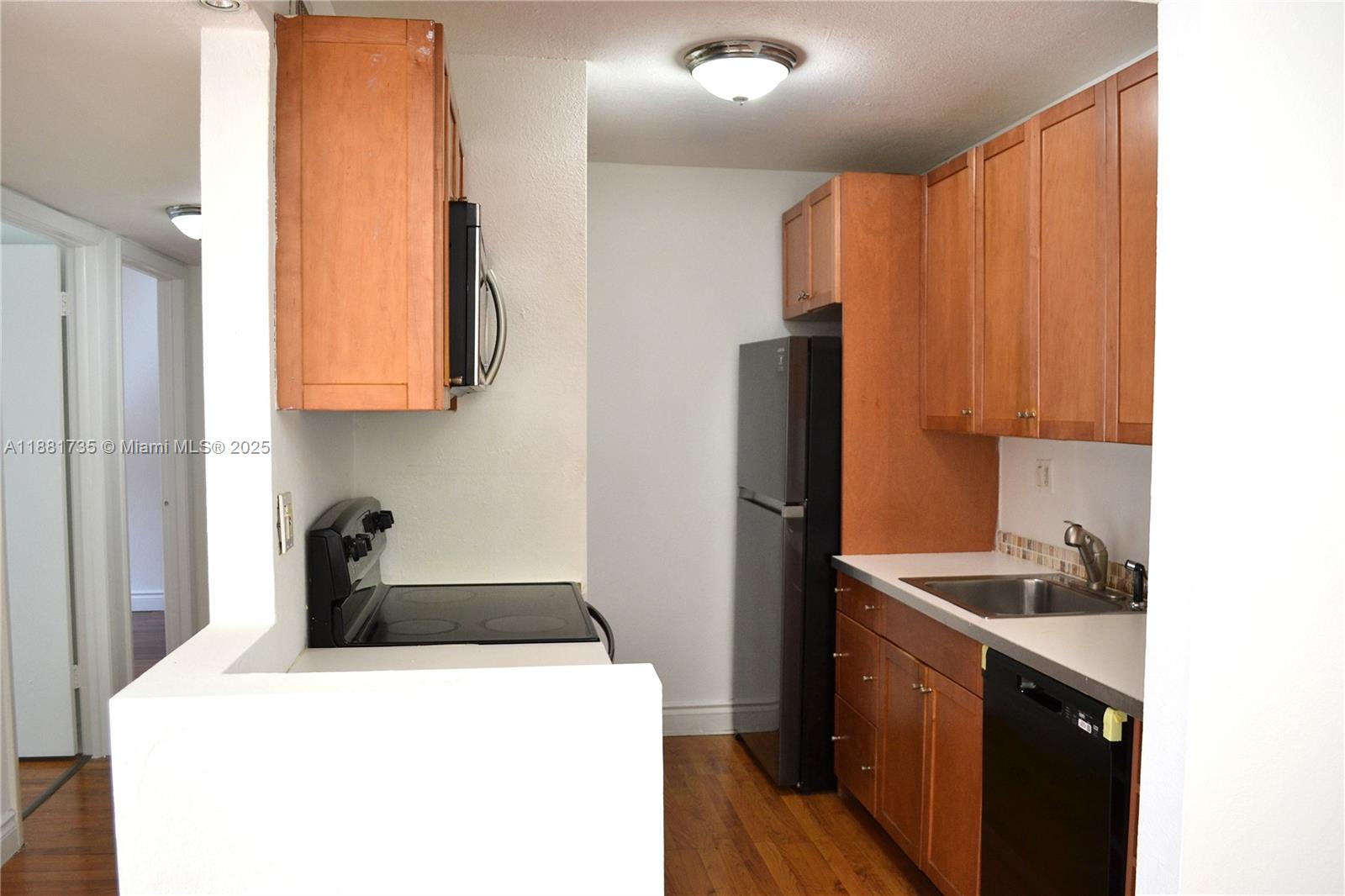Property photo # 8