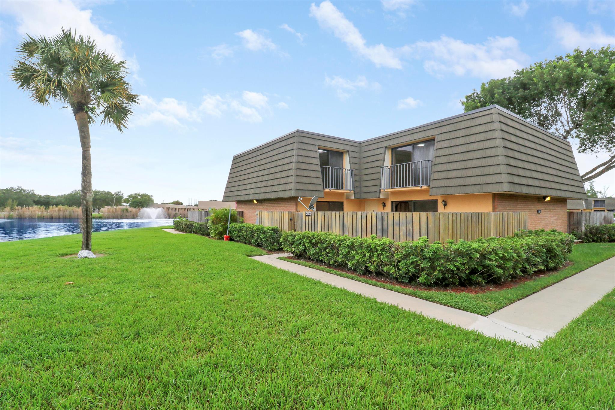 Village Of Sandalwood Lak