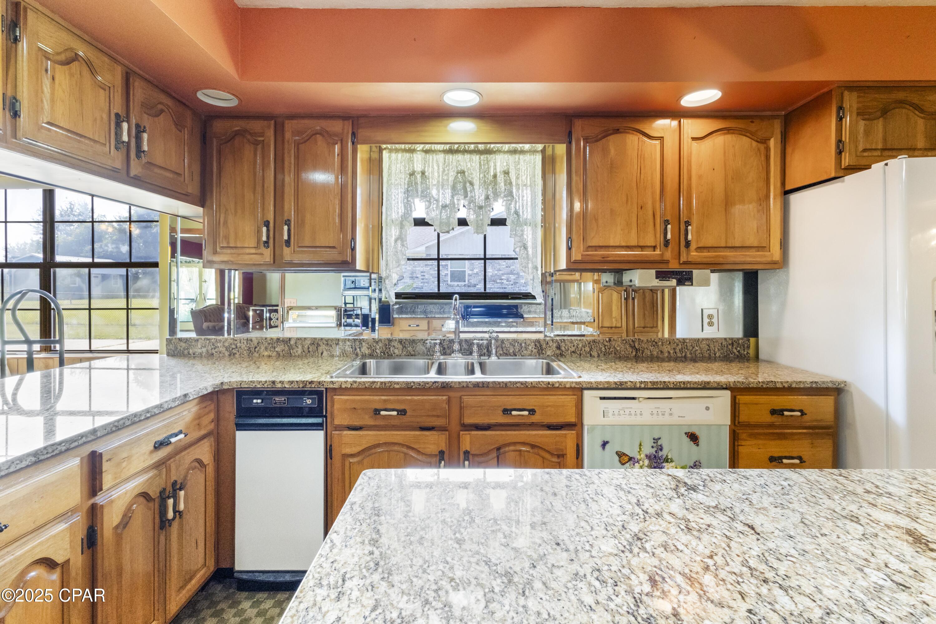 Image 7 For 315 Hiland Drive