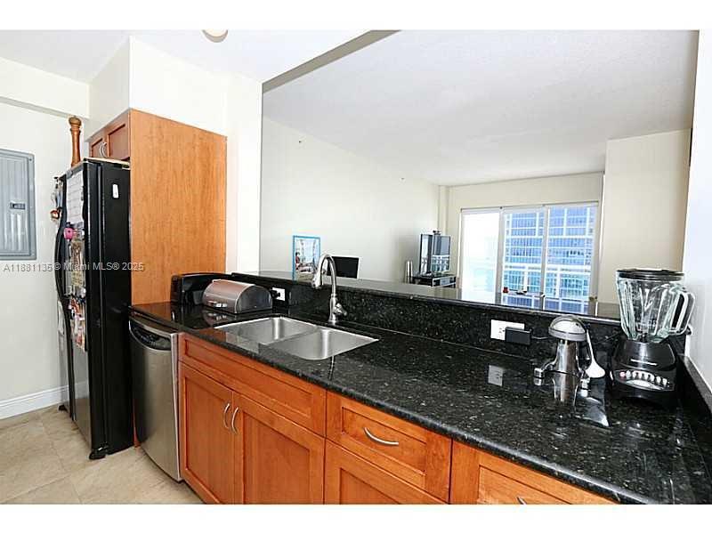 Property photo # 9