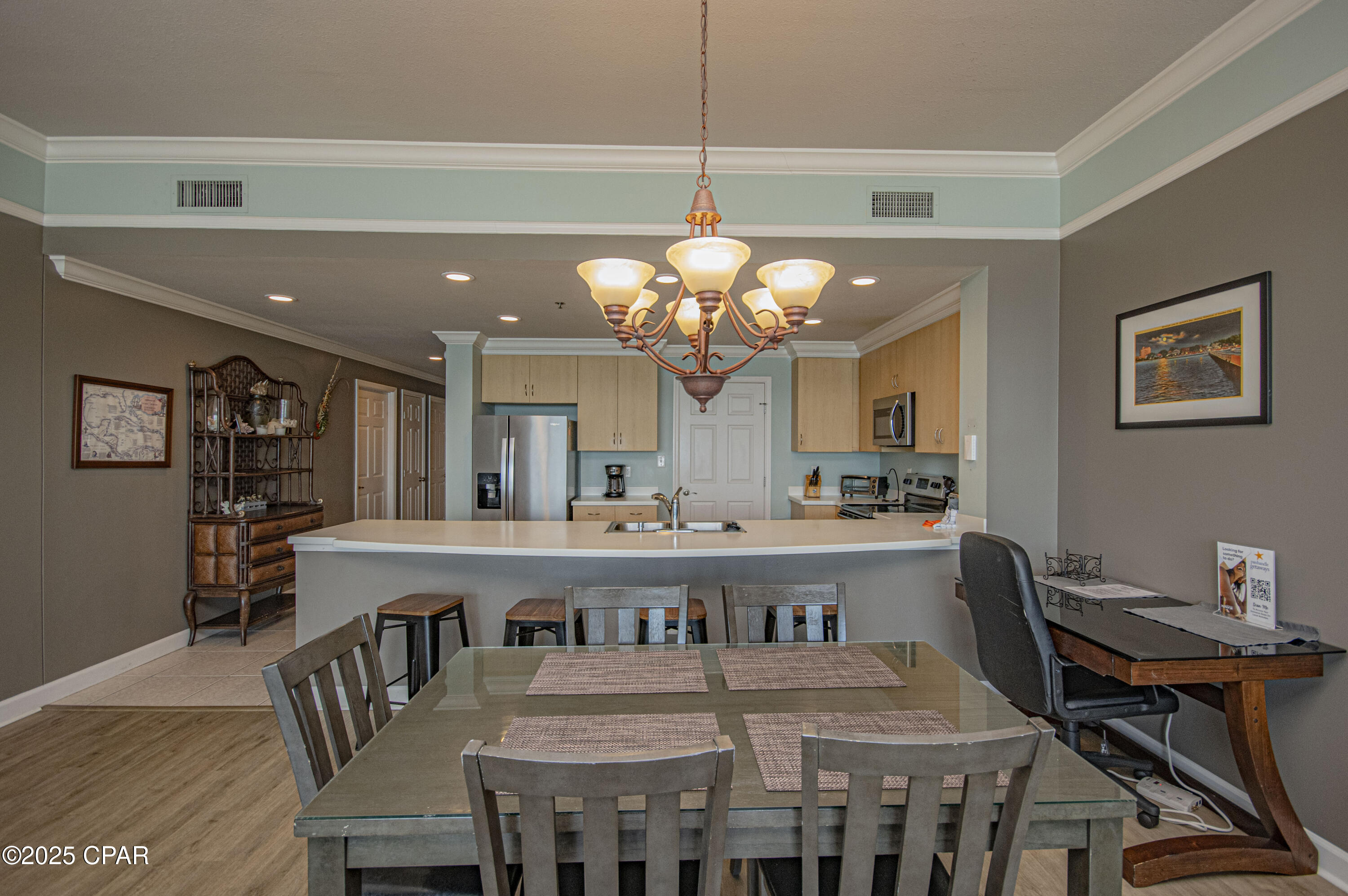 Image 11 For 6627 Thomas Drive 706