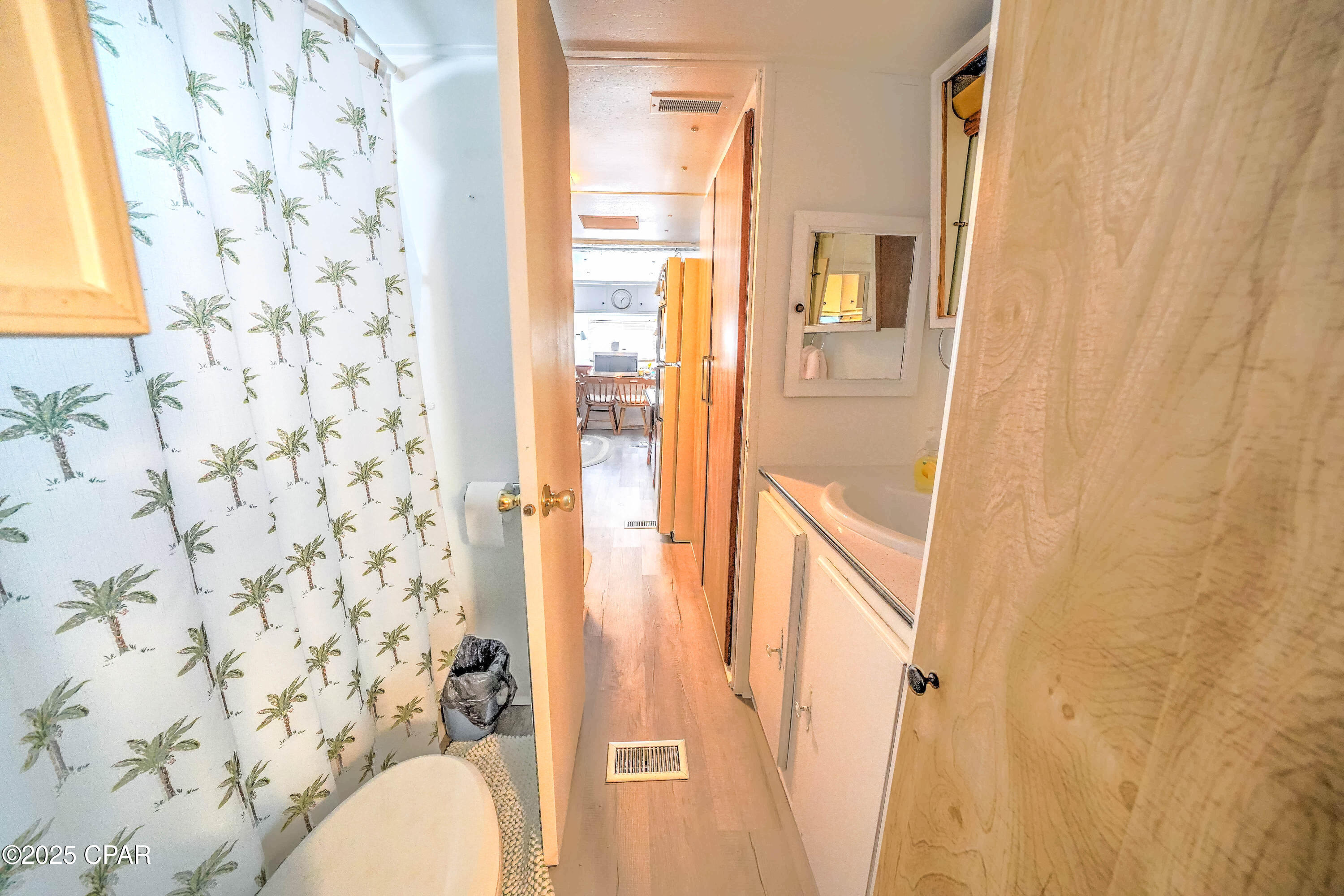 Xrchnd8jc_2fee4v6v8ro4_utfaaq898faemhdq96 K