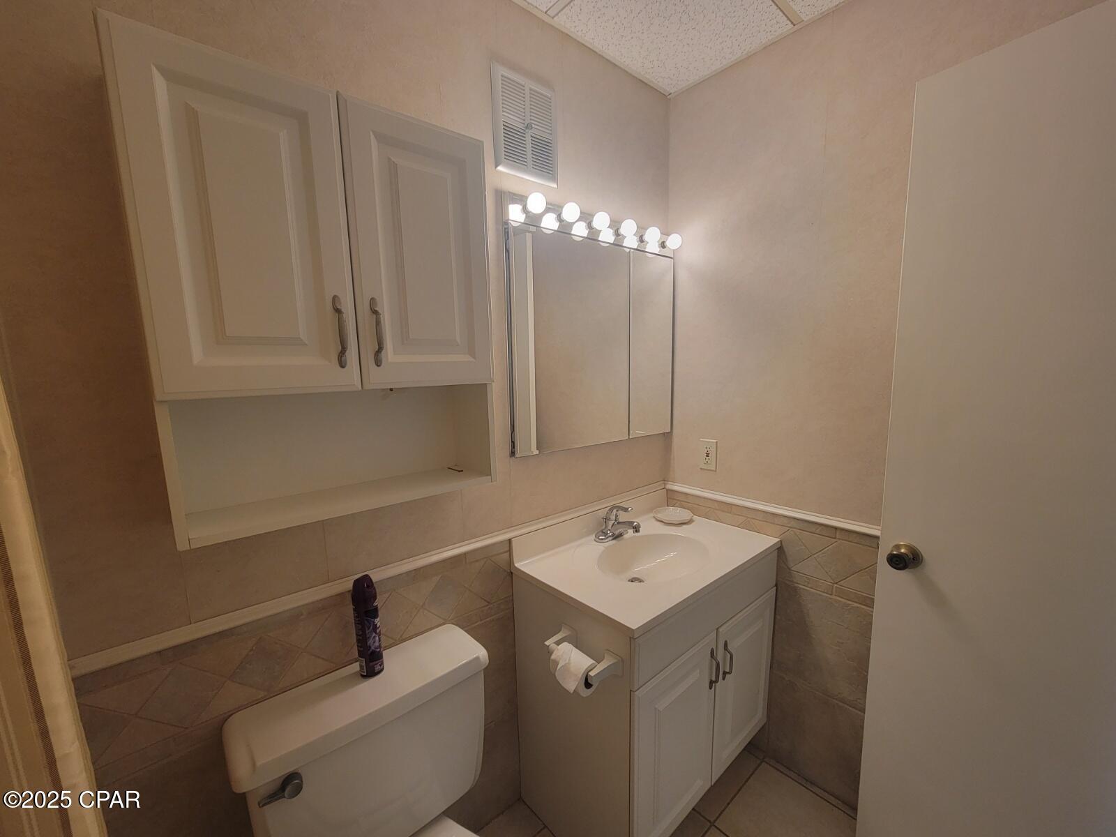 Jxfdqu3ul9vfue Ofnb_1d9az5dp4ug Nidftypi0a8