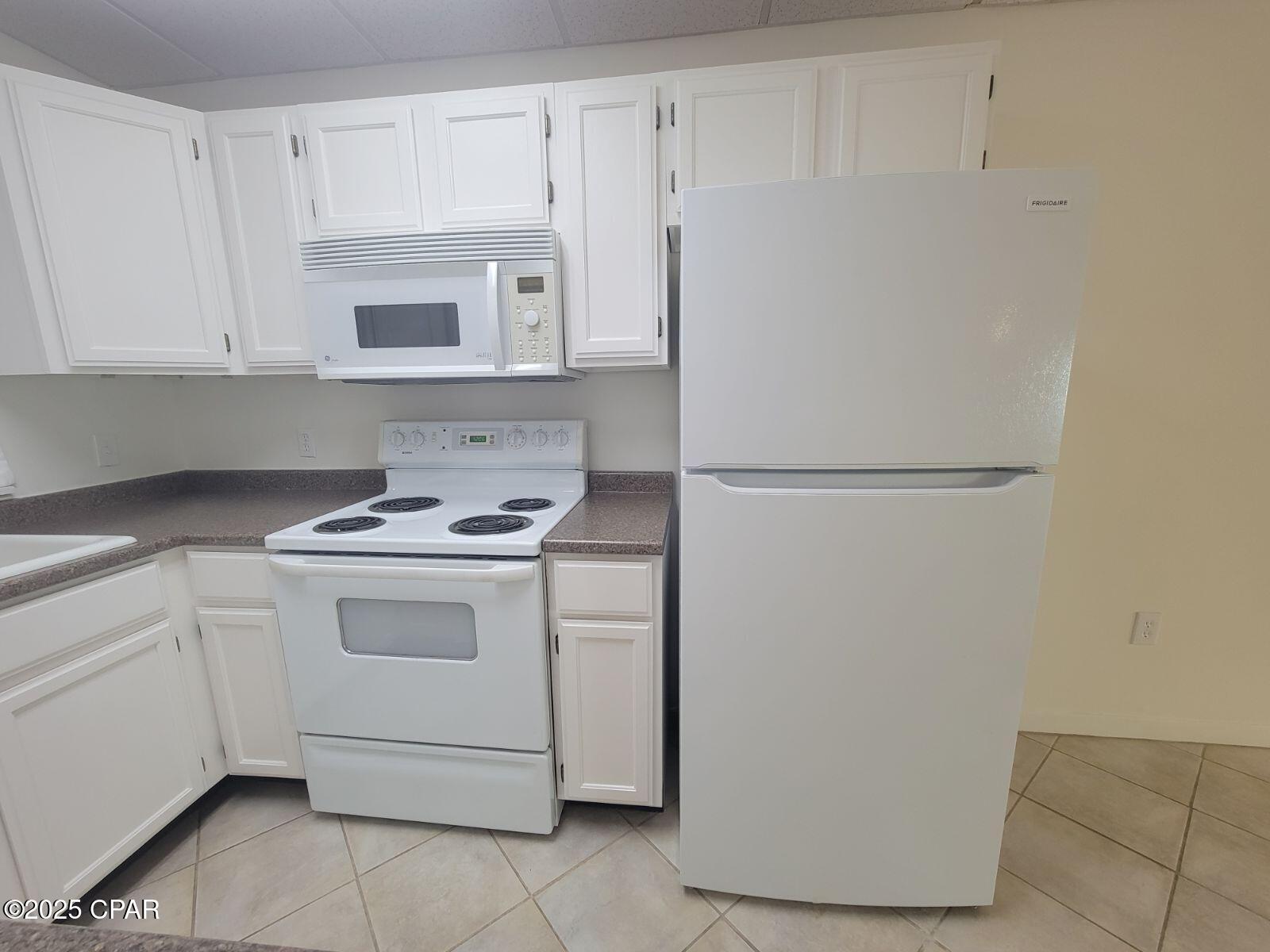 Zrb34wk5vms6ikhiytwiegixc6y2yrk8tyf7chpryzo