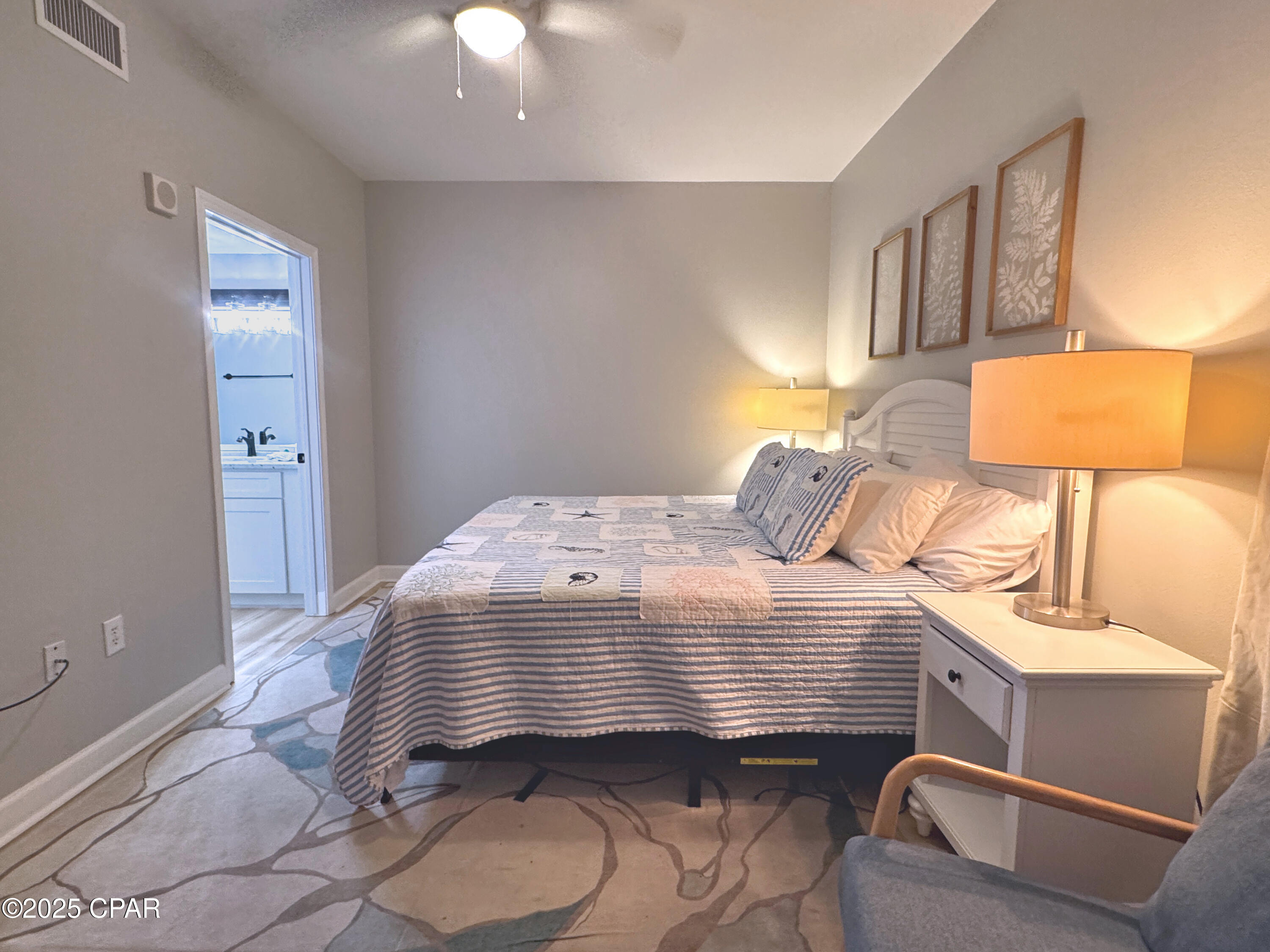 Yc_lek3qtq4ohfpswv77kobq_iz2 Hwog8icxnyw1mq