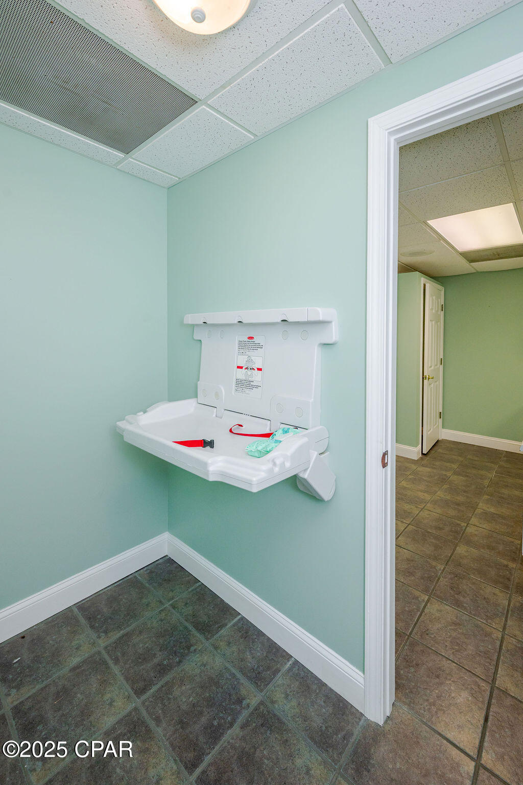 A8l3ig Jccdnsy1mha85_t Zujzycbo0utkbg9c01js