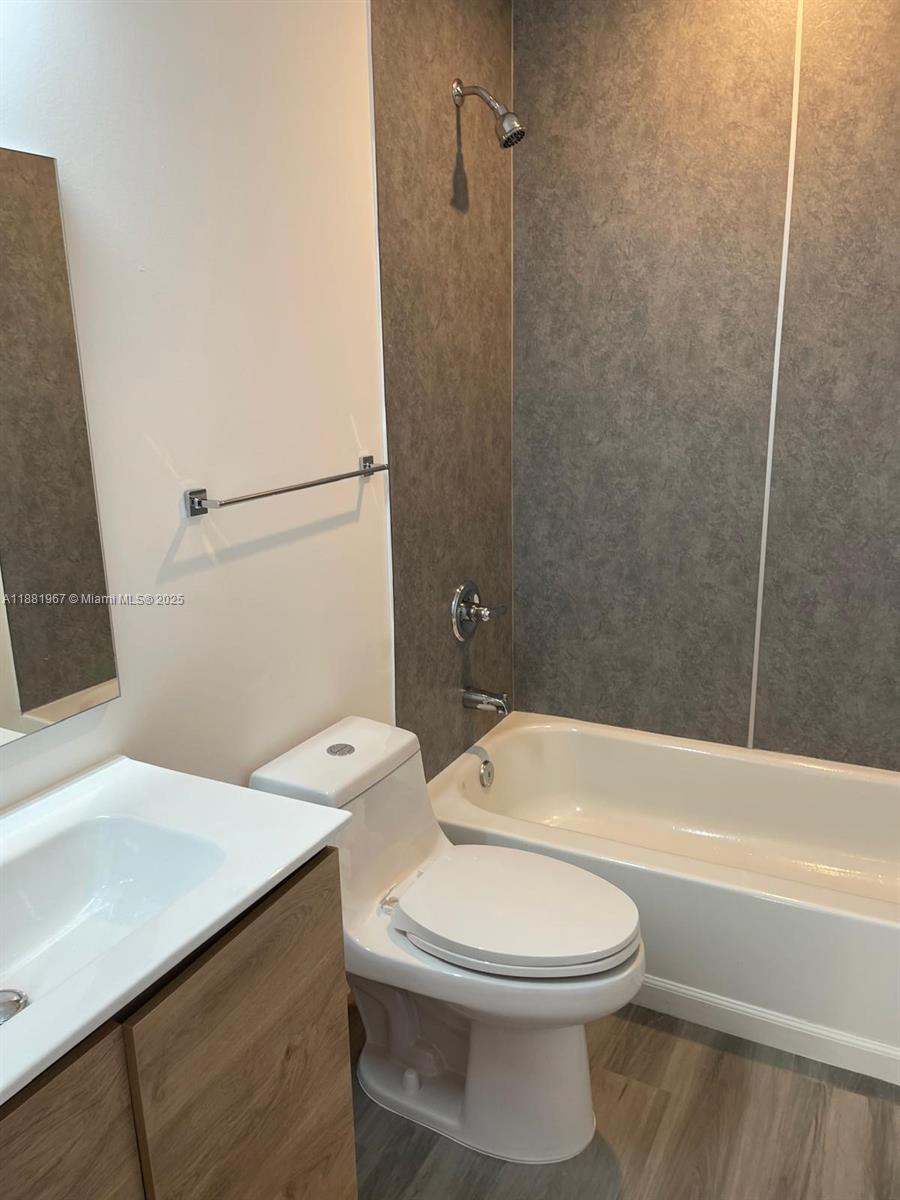 Property photo # 4