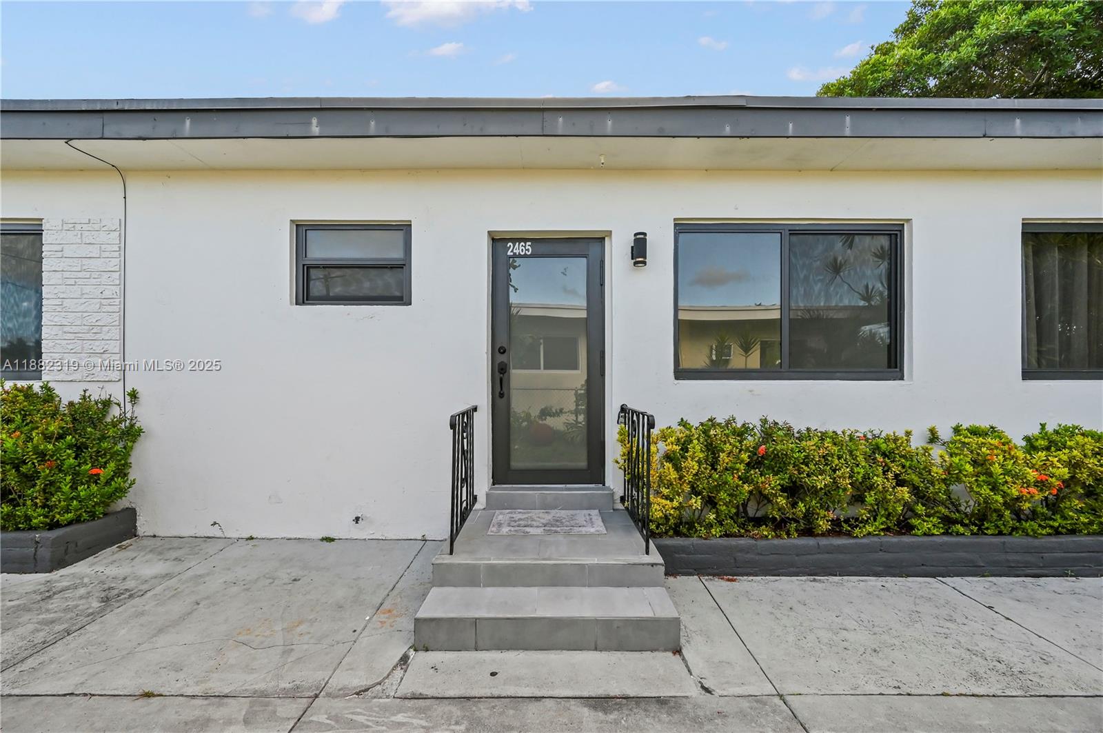 Property photo # 0