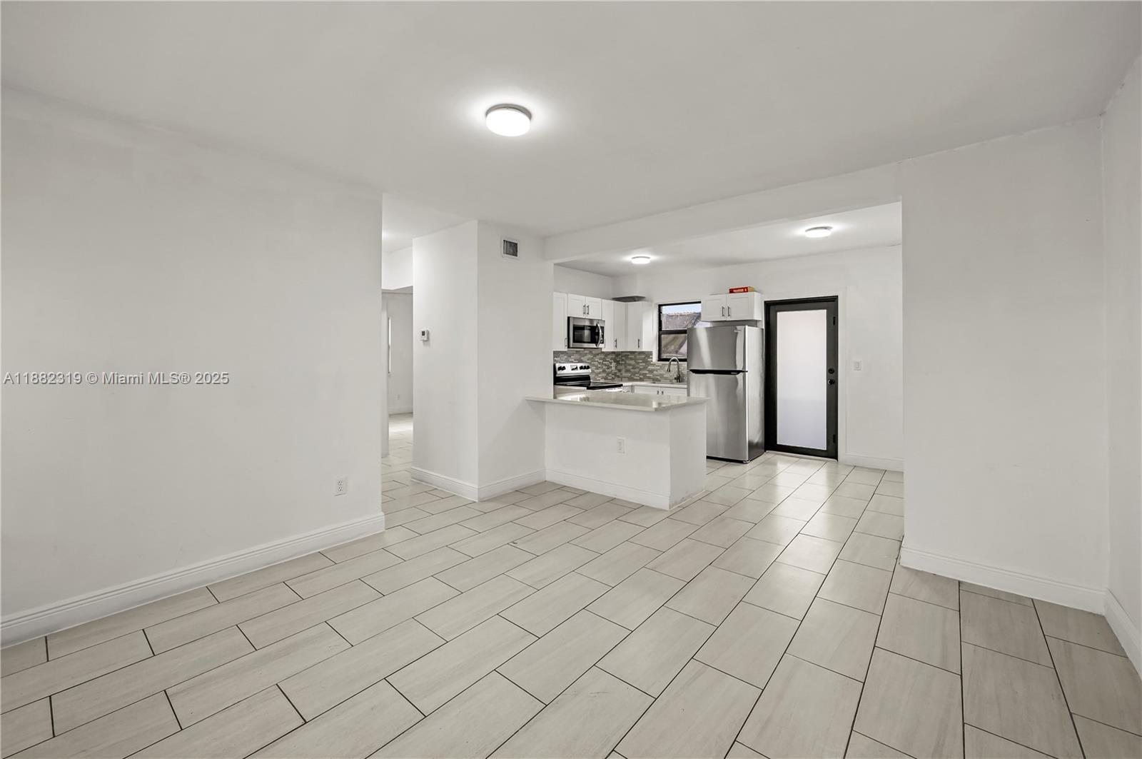 Property photo # 7