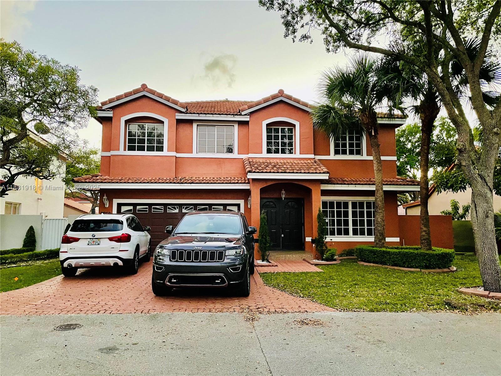 Lakes On The Green Gwendo