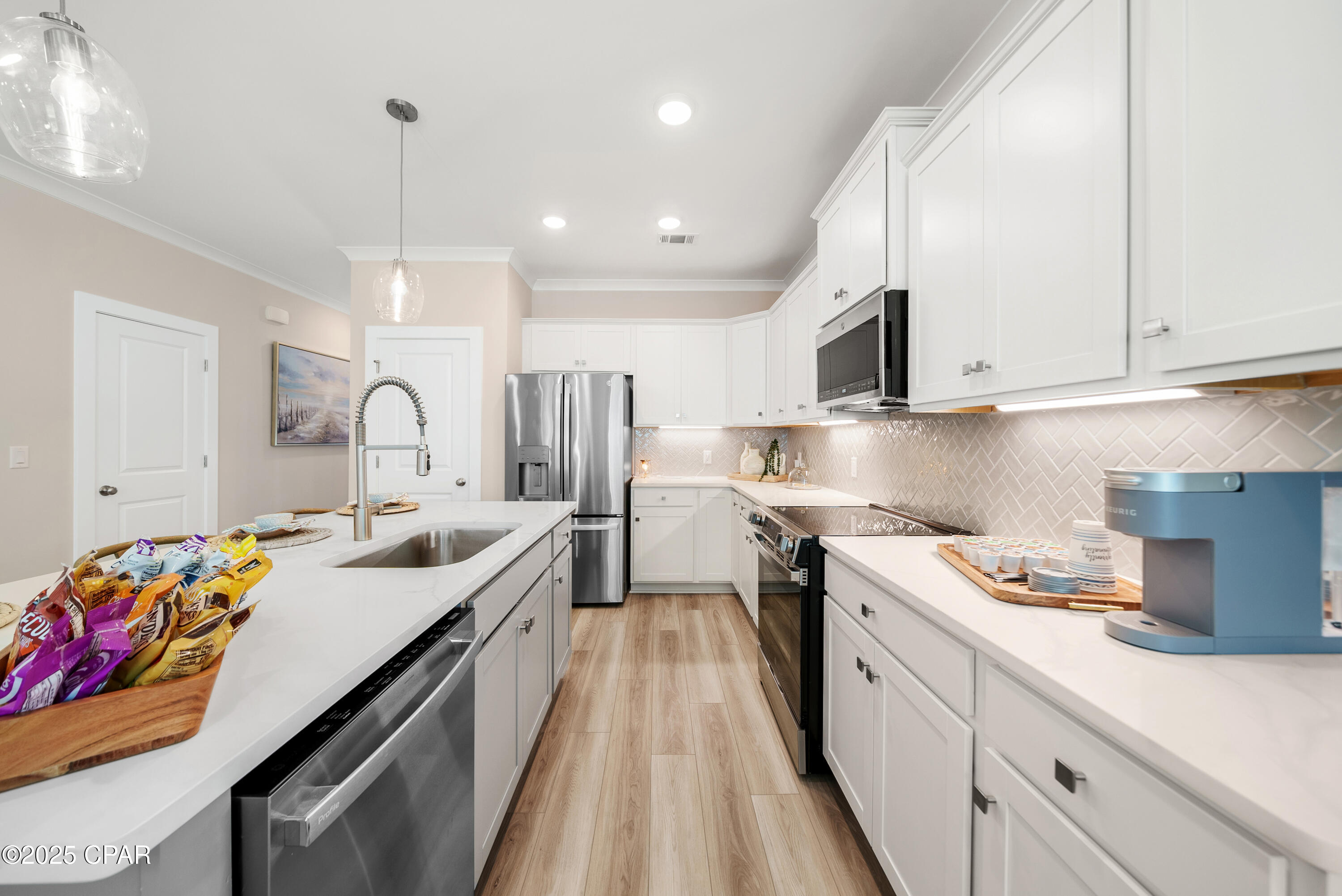 B_fuihi0kr_b2zcxcl1mqgcuxhkcybk51jzgp5oahg4