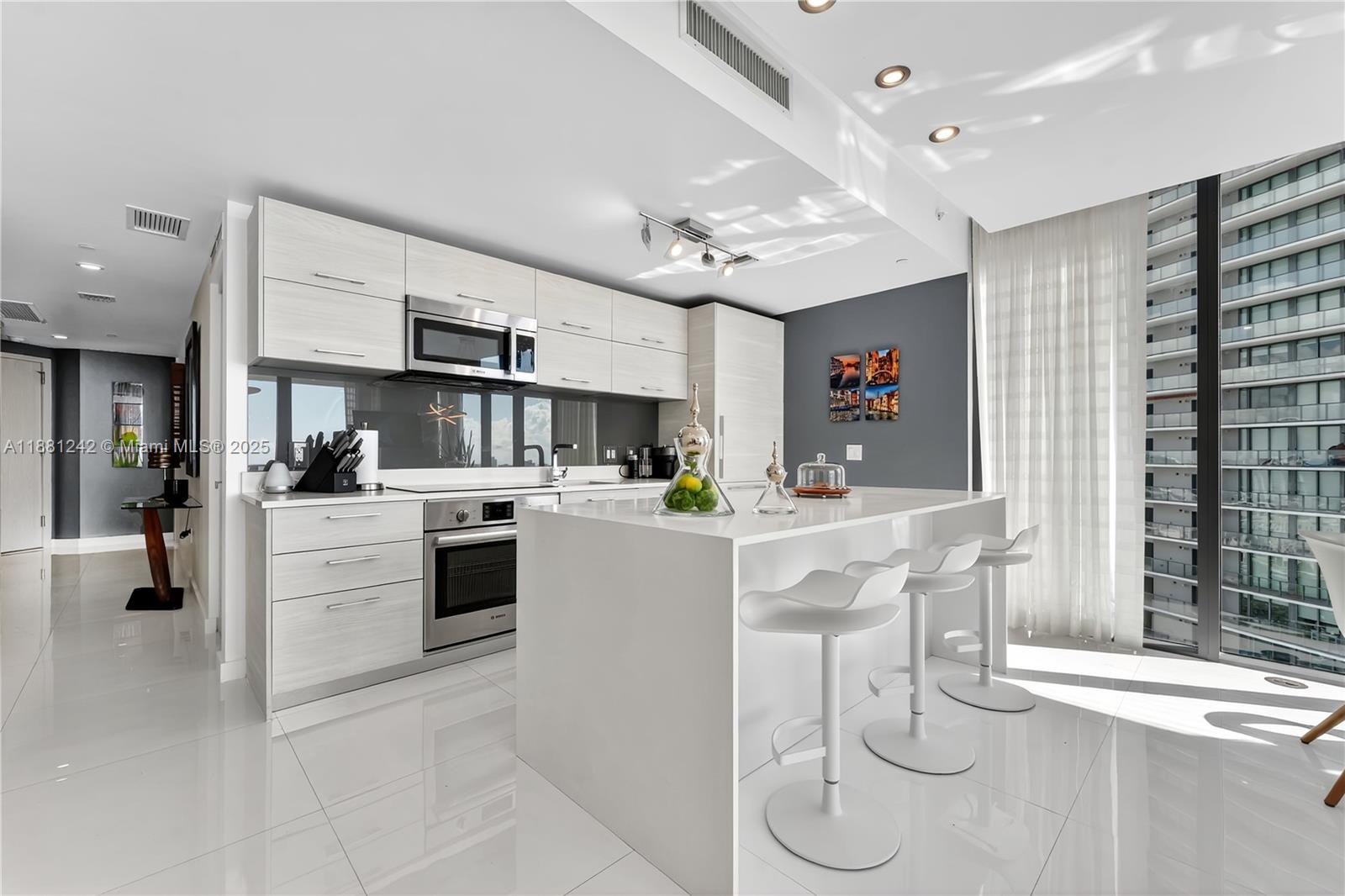 Property photo # 9