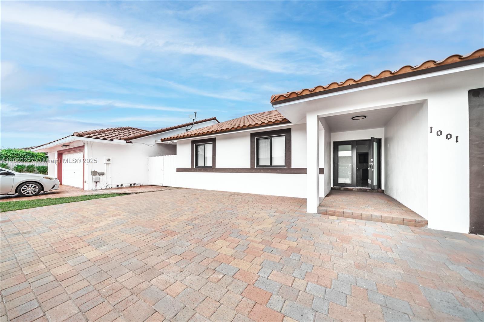 Property photo # 4