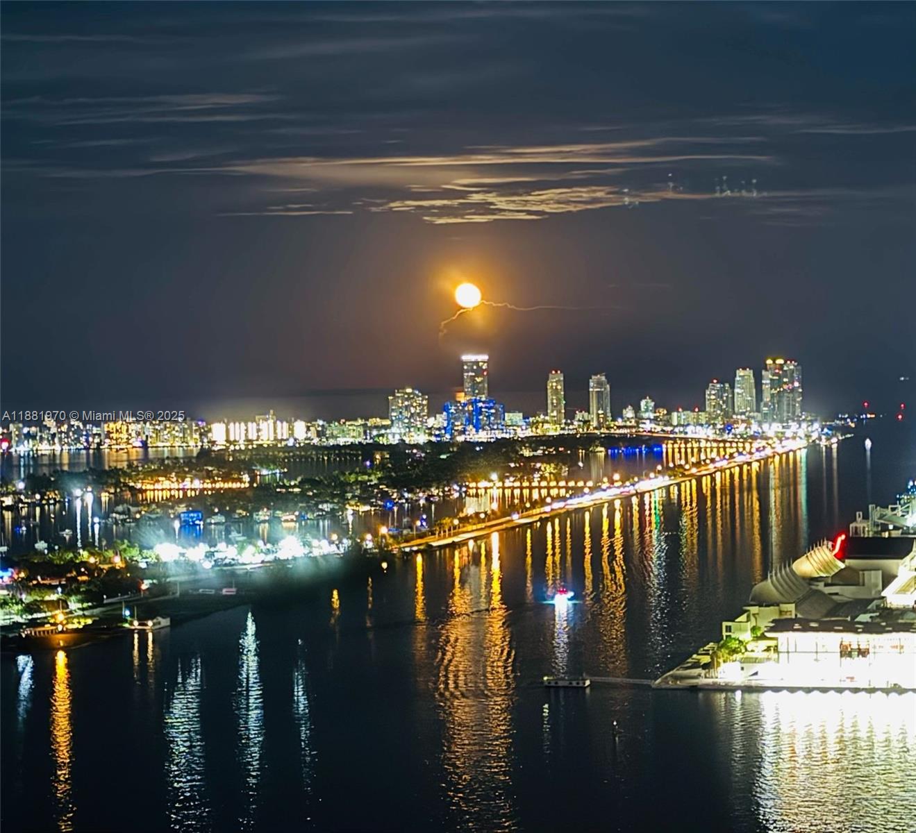 900 Biscayne Blvd Unit 4504, Miami, Florida 33132