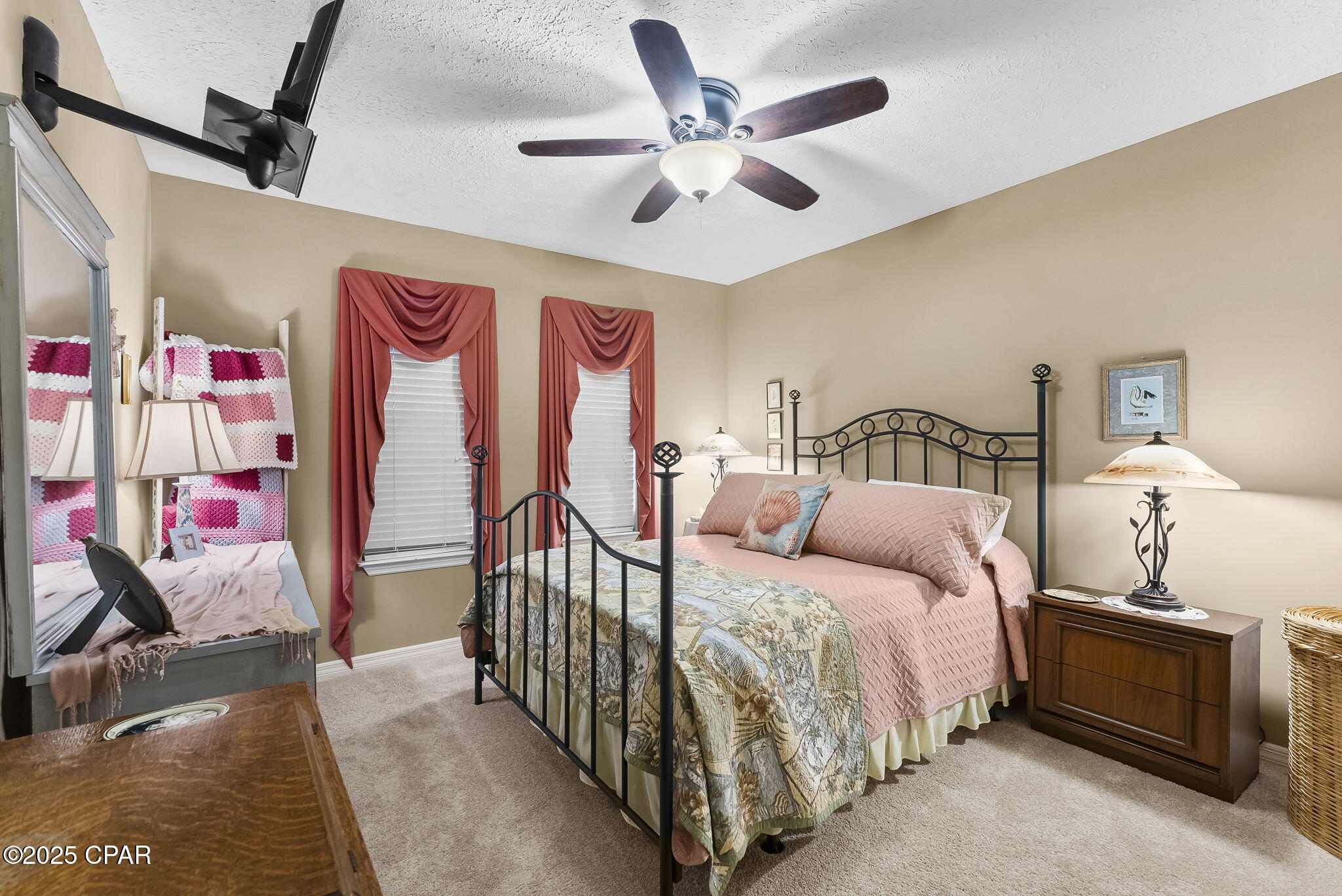 Rlibjyazuzl8qiqnznxmymbzfnm_aaiu63czj6e5vdw