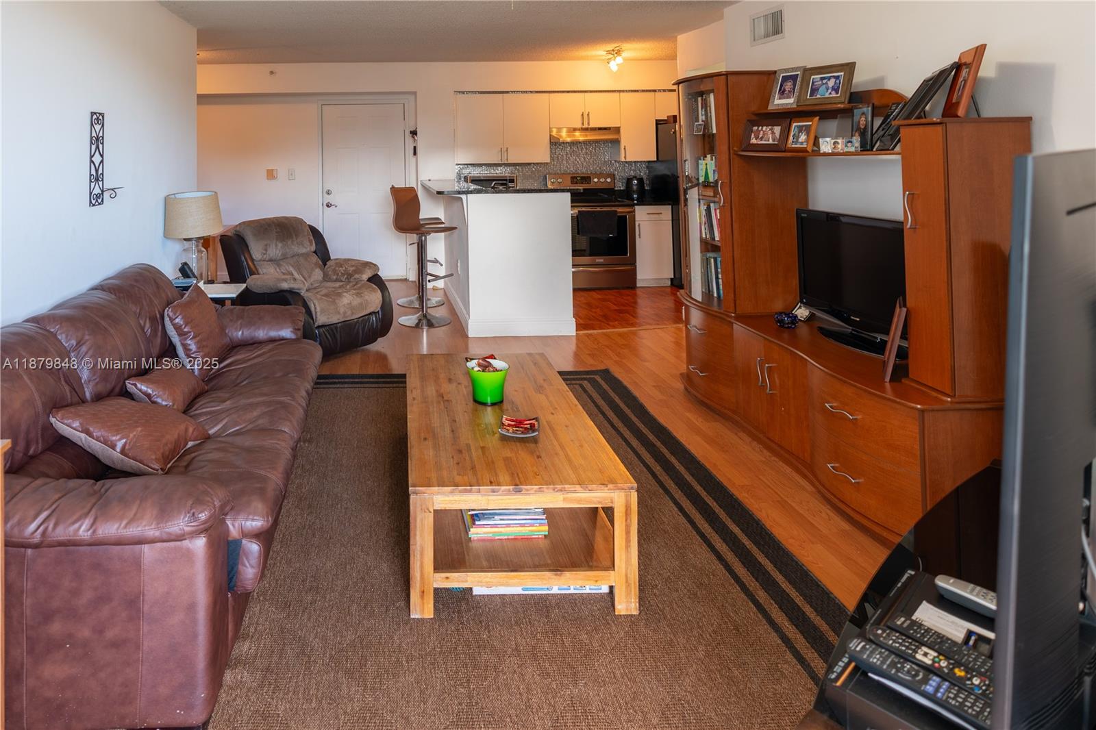 Property photo # 9