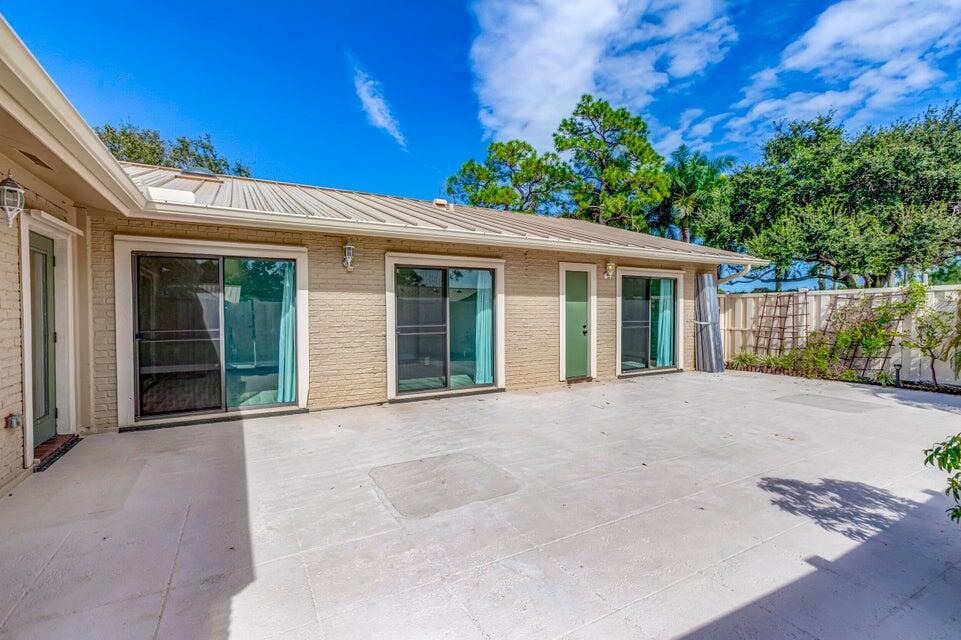 5518 Golden Eagle Circle Unit , Palm Beach Gardens, Florida 33418