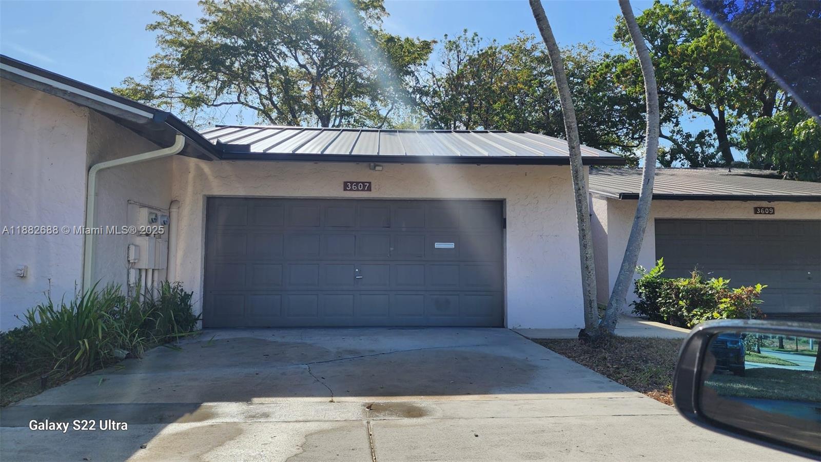 Property photo # 0