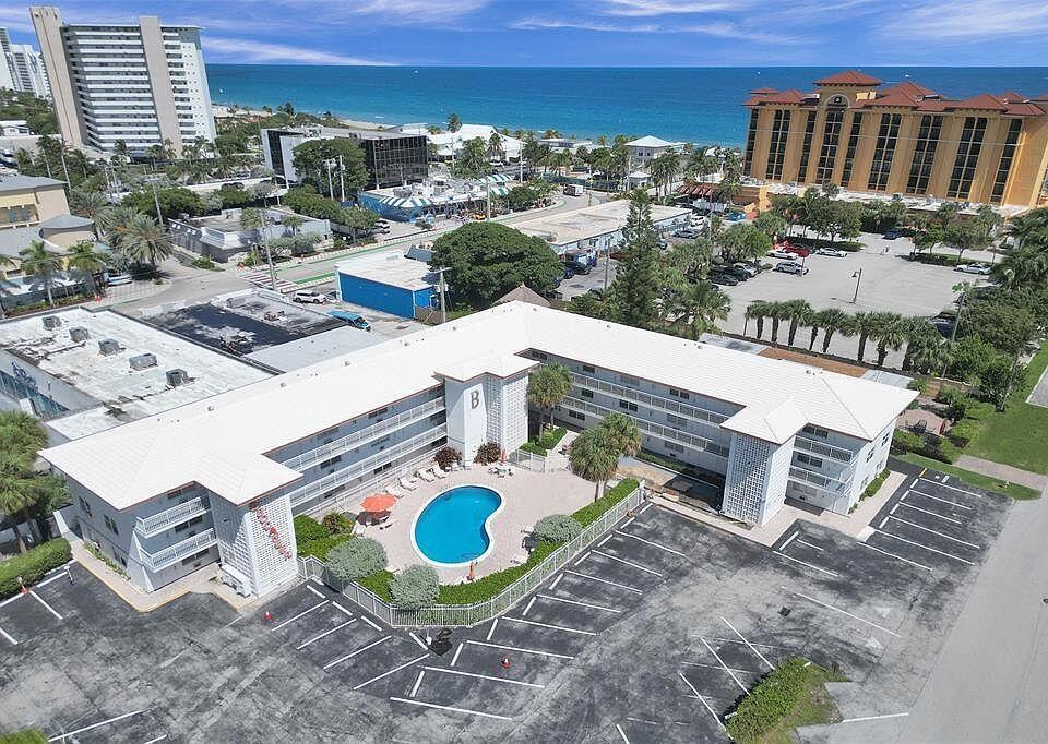 Deerfield Buccaneer Condo