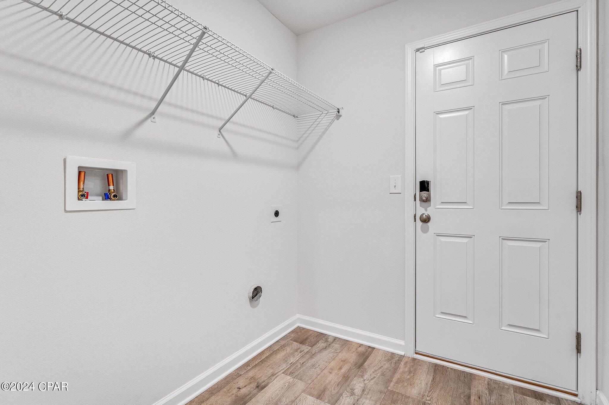 Ukaw M W8szod1ie0s8txvdafbmn4dasqwb B_wc4ak