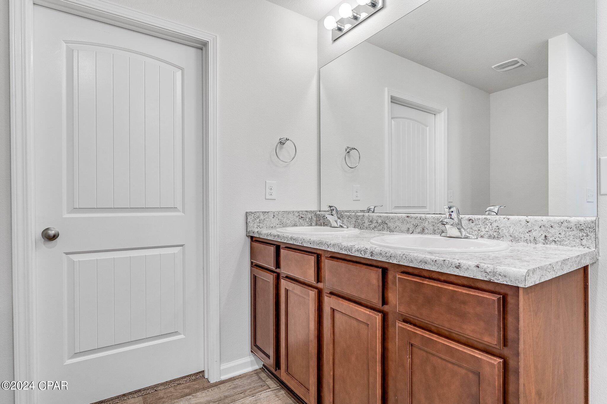 Osi8yjfm97p4f13oqxupfyjleduf7qfvat7zrrhjvou