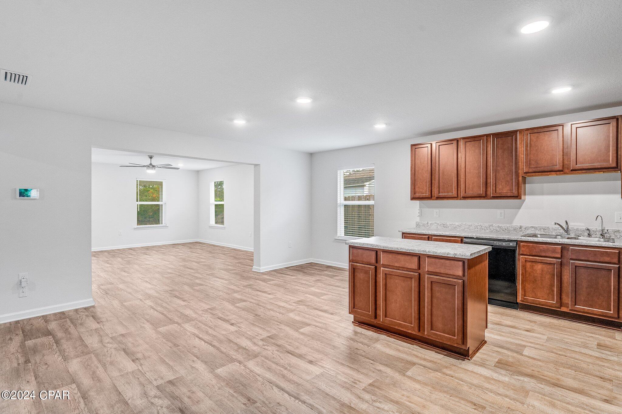 Xdzr_vritrun8v0oulexx_epj1c67gq_joihmsw0ekw