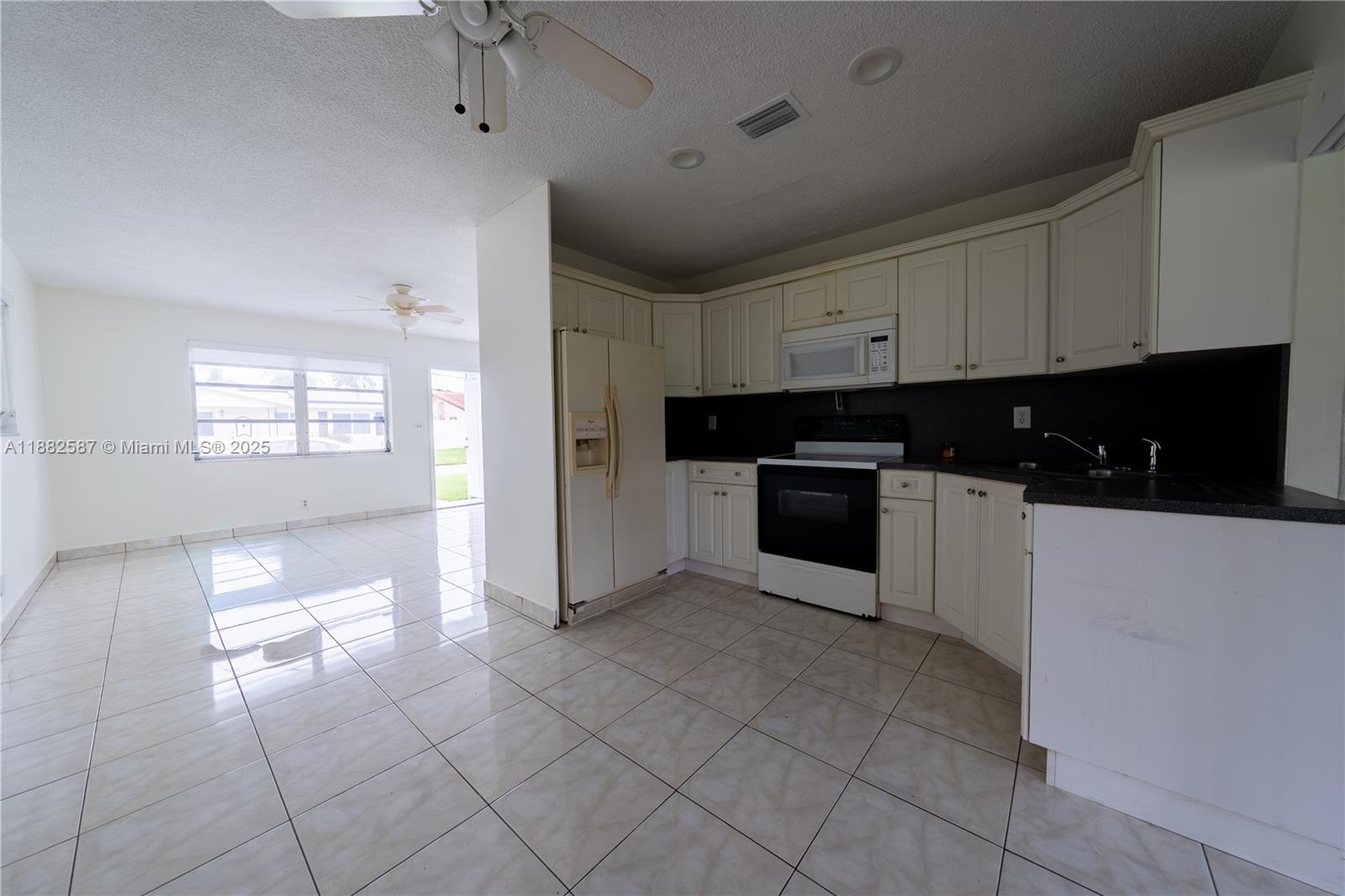 Property photo # 2