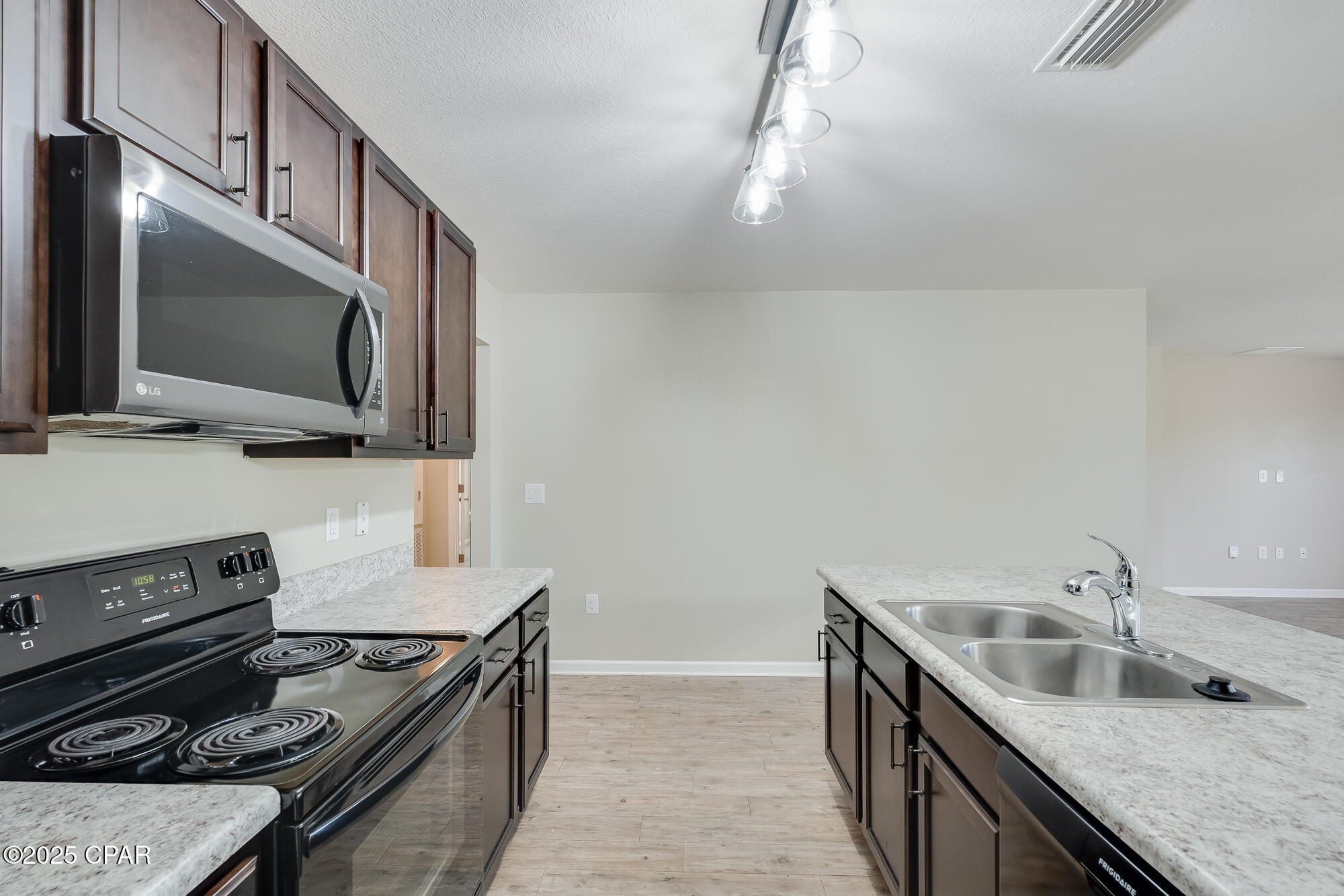 Xesr2jfdpd6zxtjpmrtbfjbjjfy8jevscvfb75balwq