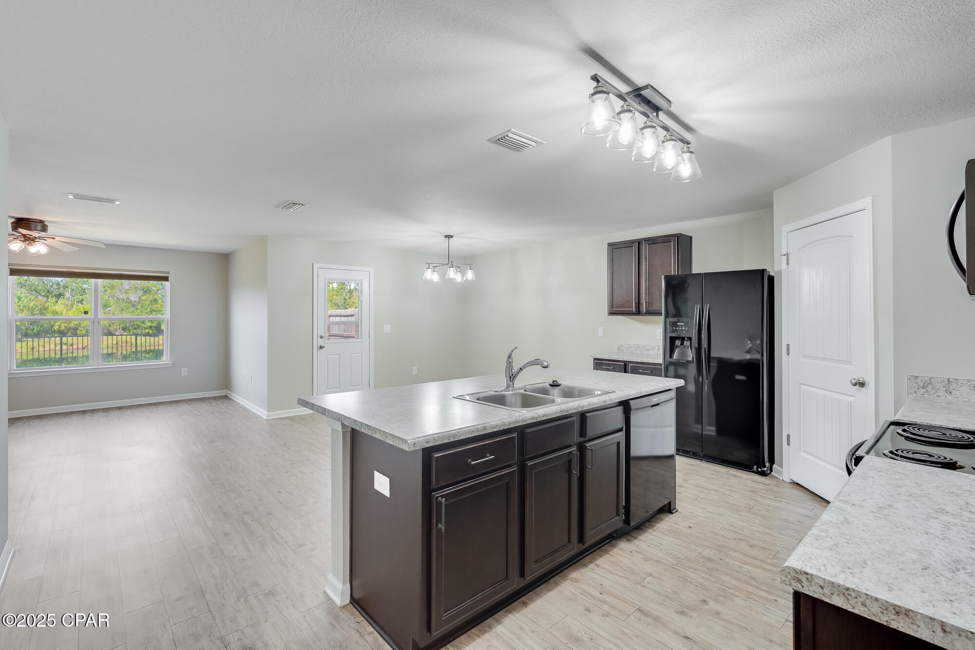 2a9tgbqg6ws 6zyfj6zidm2dfl58bmpyrkrjdee2xj0