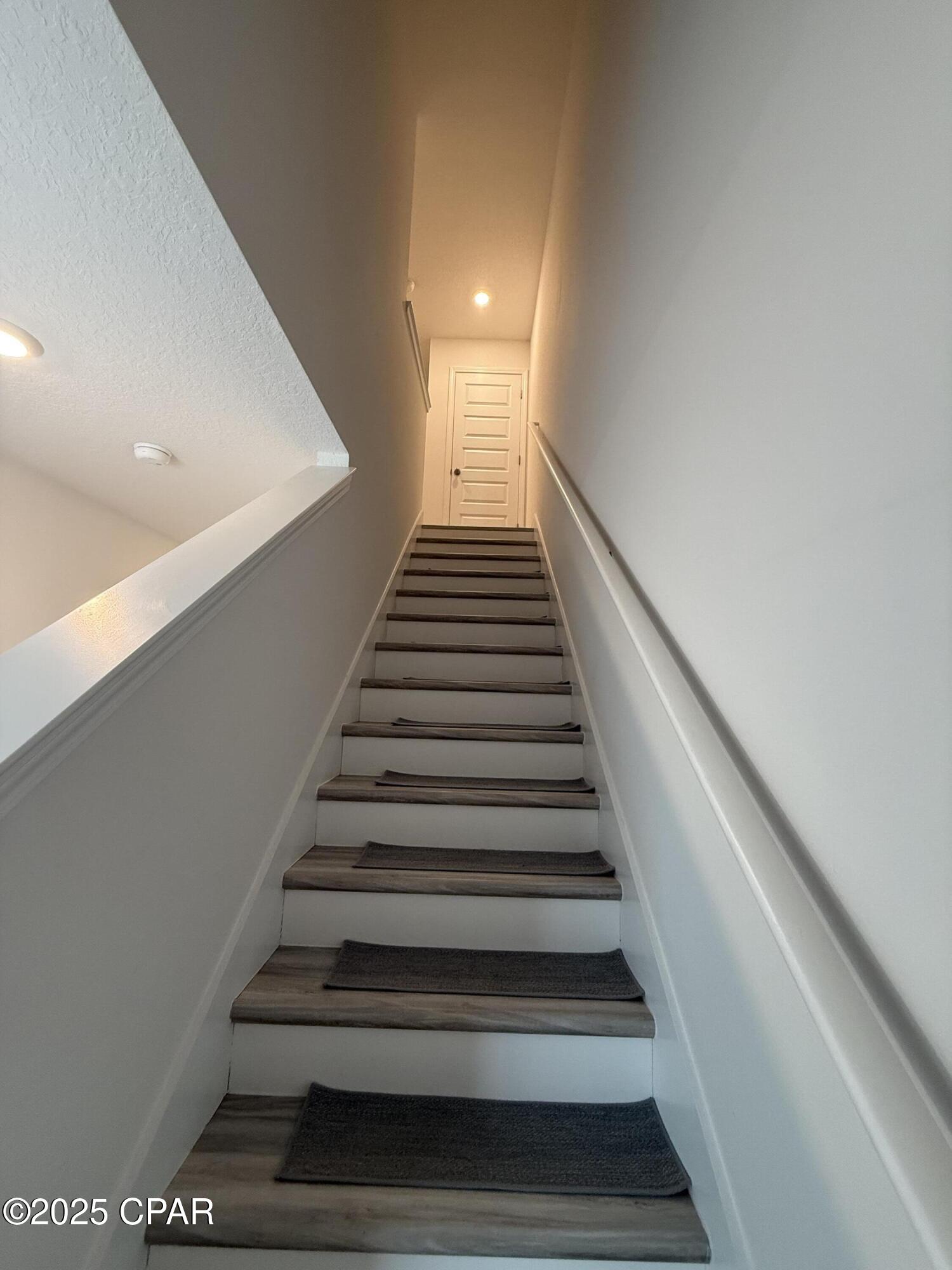 Image 17 For 467 Melrose Way