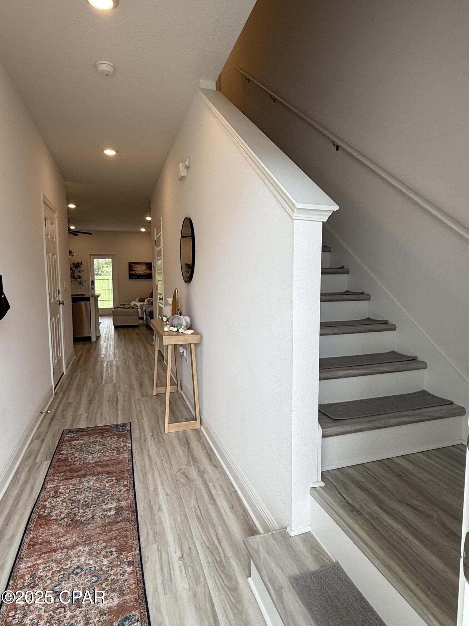 Image 2 For 467 Melrose Way