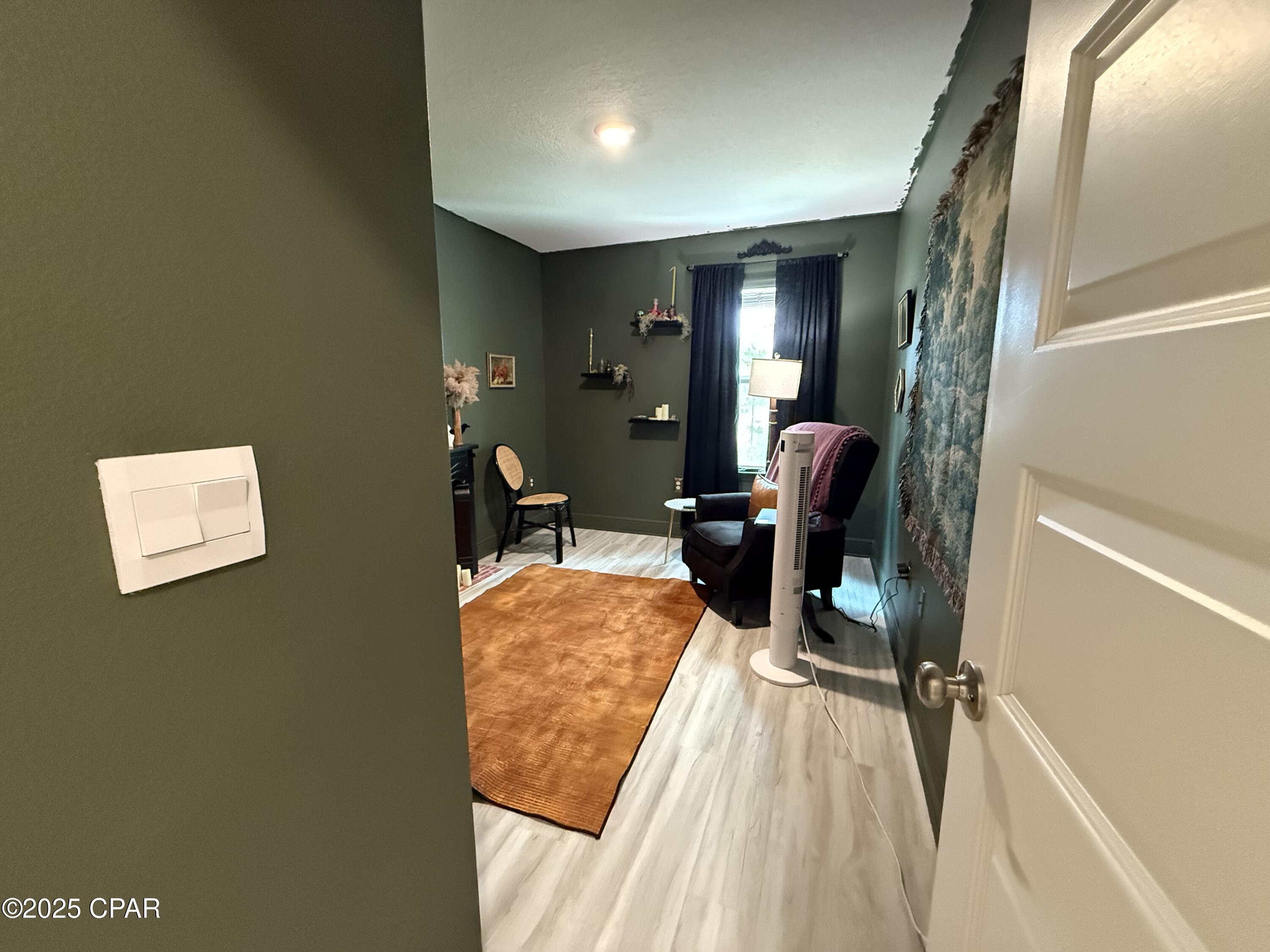 Image 28 For 467 Melrose Way