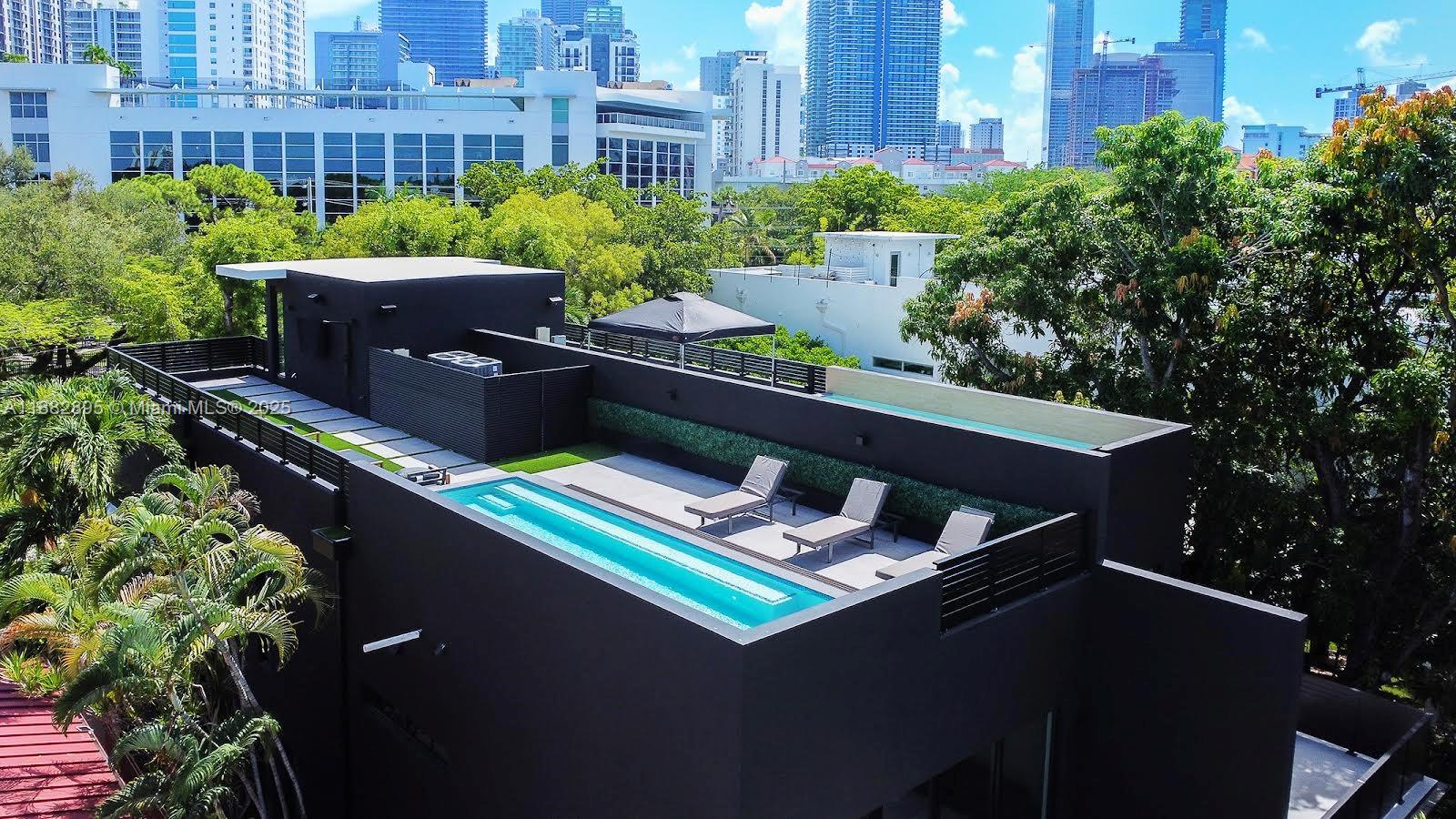 420 15th Rd, Miami, Florida 33129