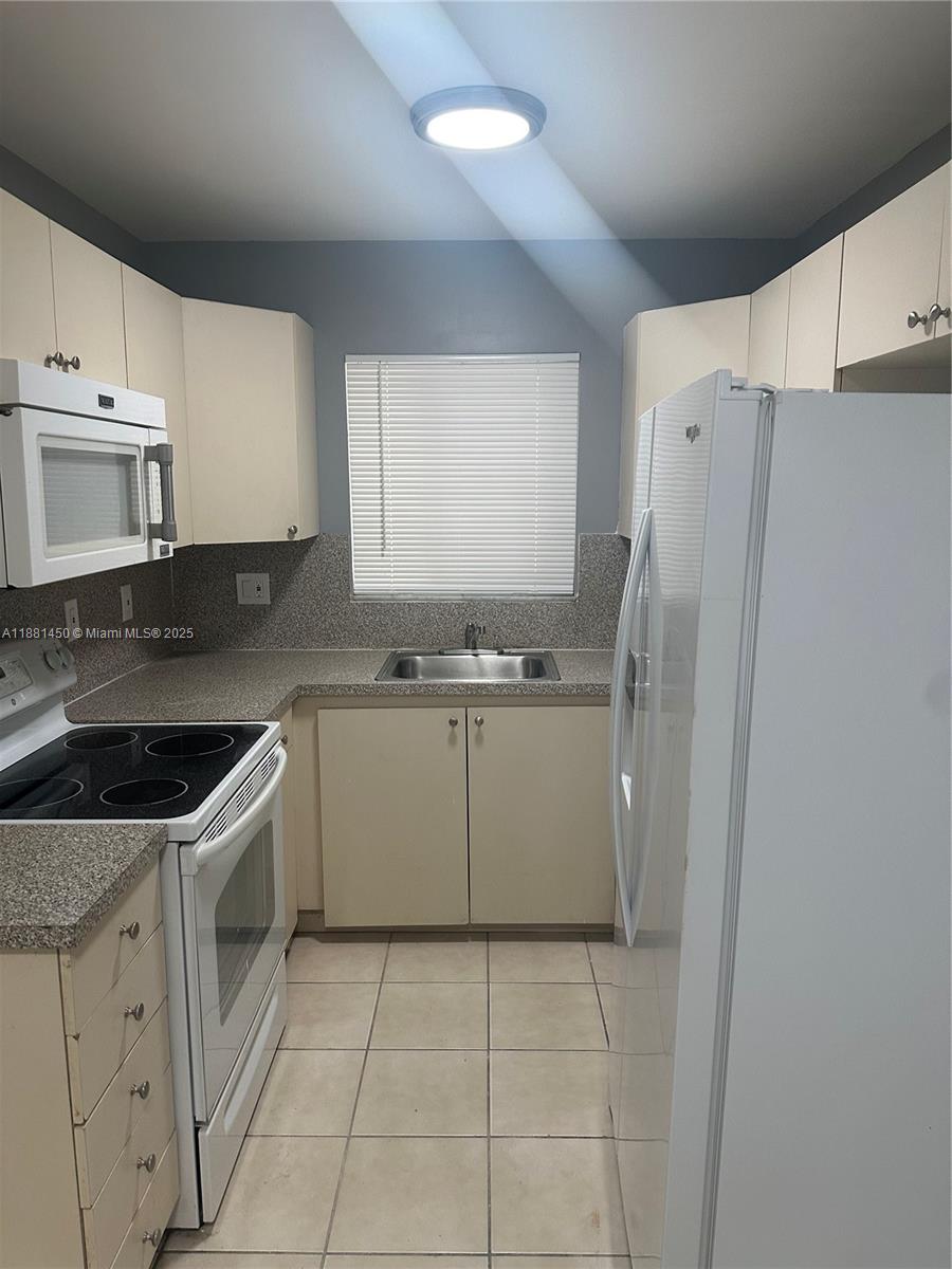 Property photo # 3