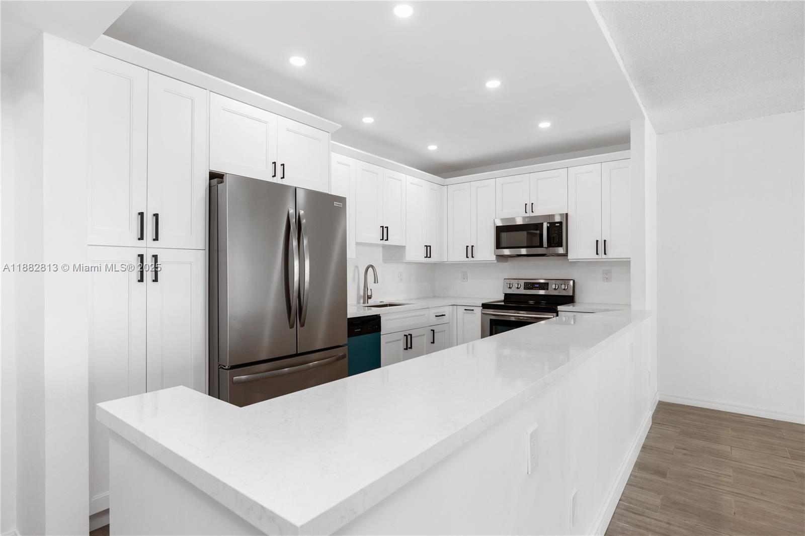 Property photo # 0
