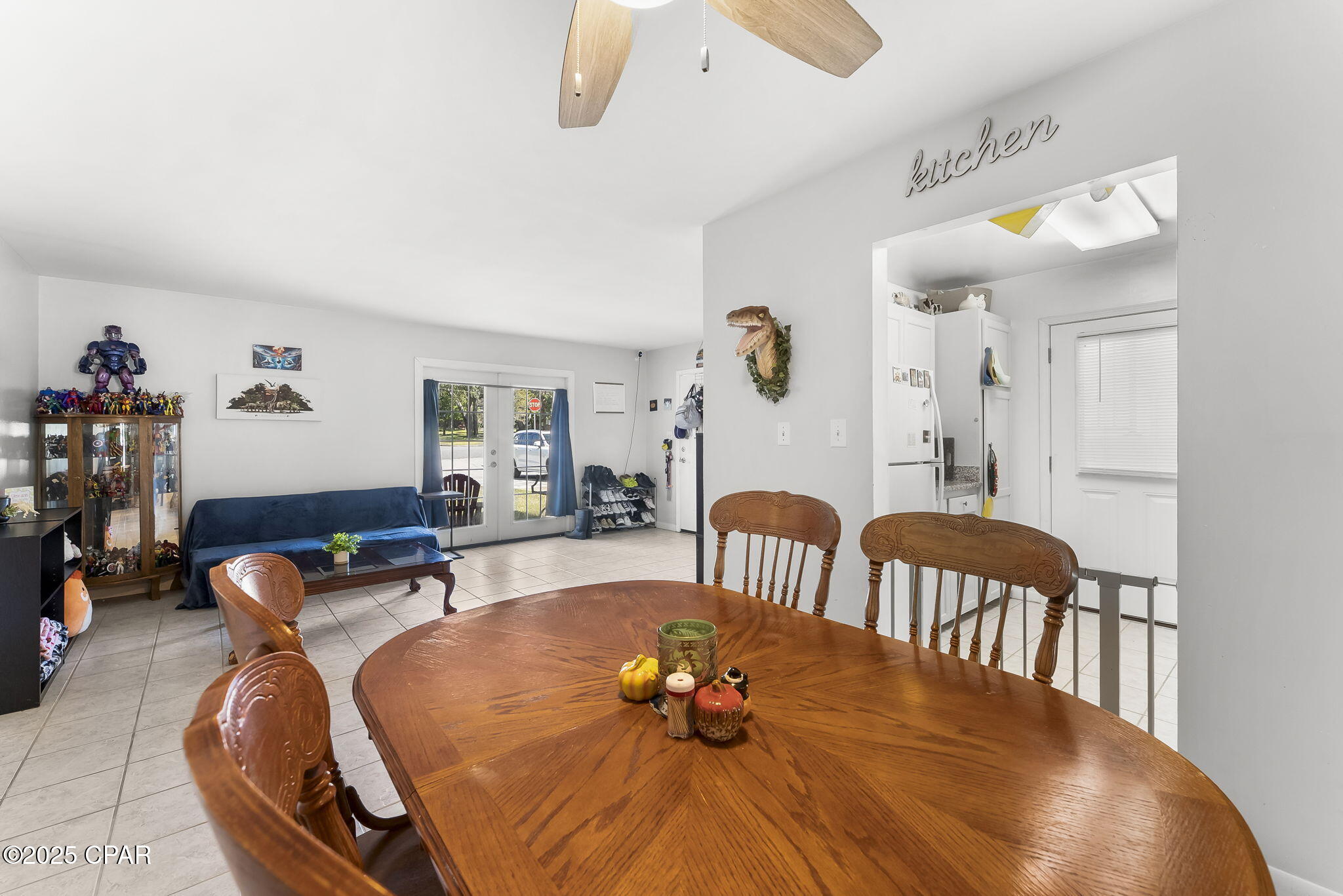 Image 11 For 2100 Beach Drive A101