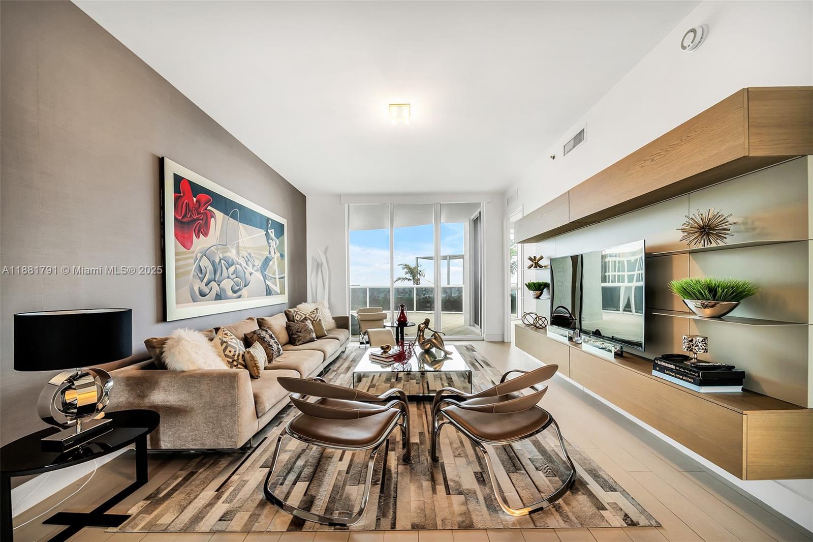 Property photo # 8