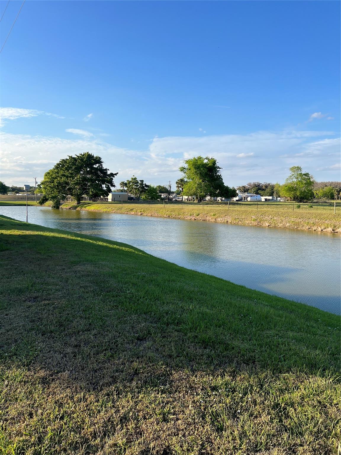 Ancient Oaks Rv Residence
