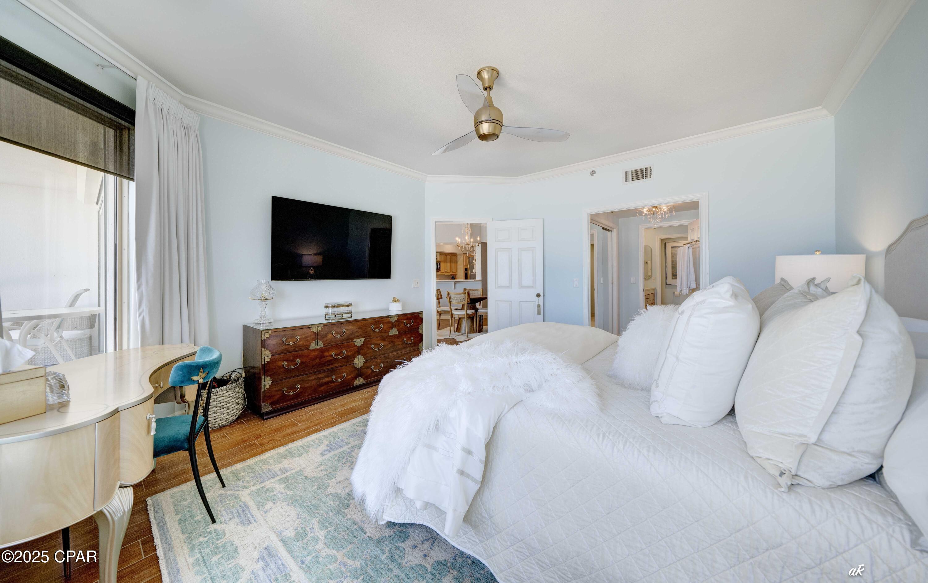 Image 18 For 6323 Thomas Drive 403