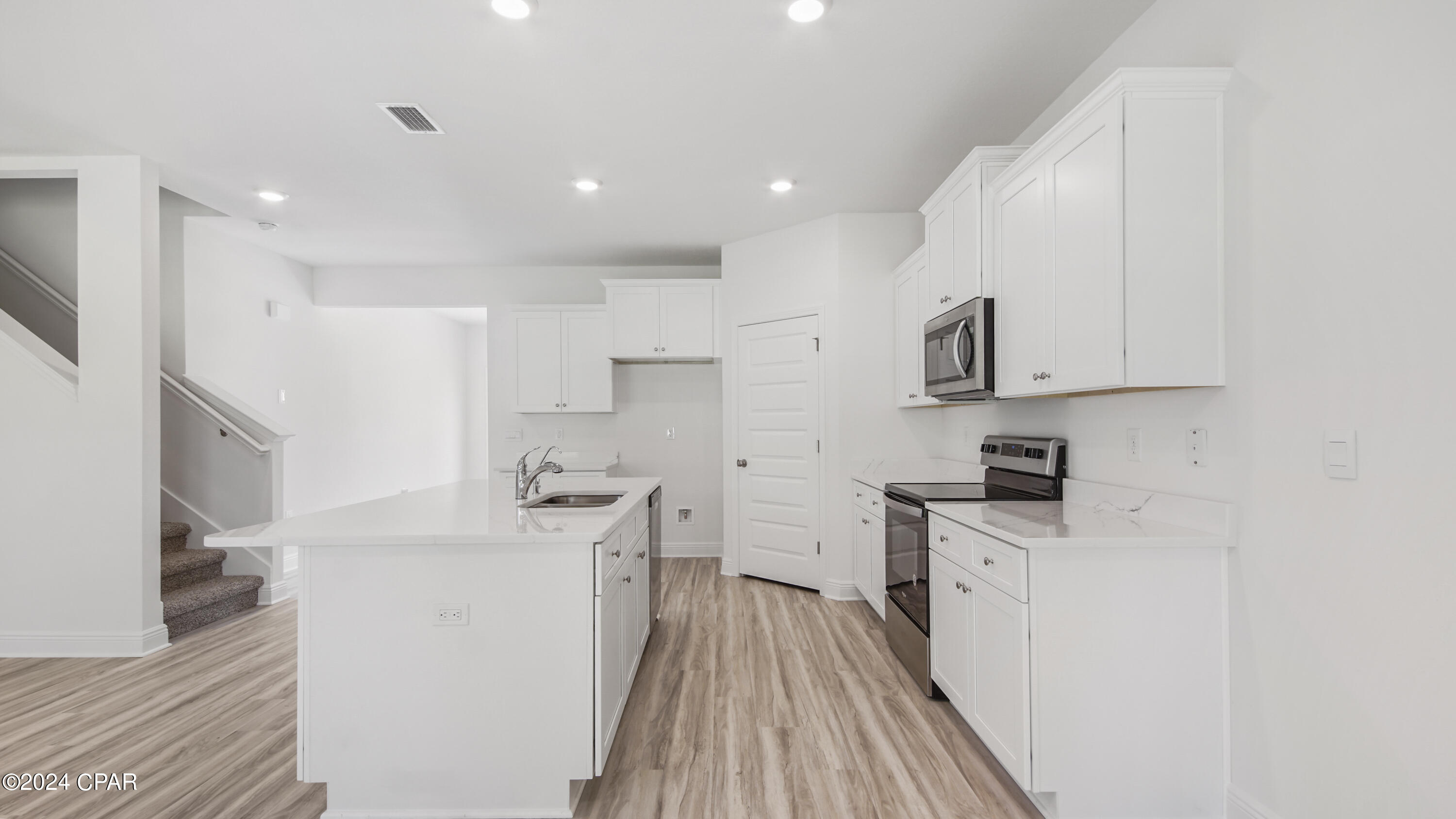 Image 11 For 437 Wolcott Way