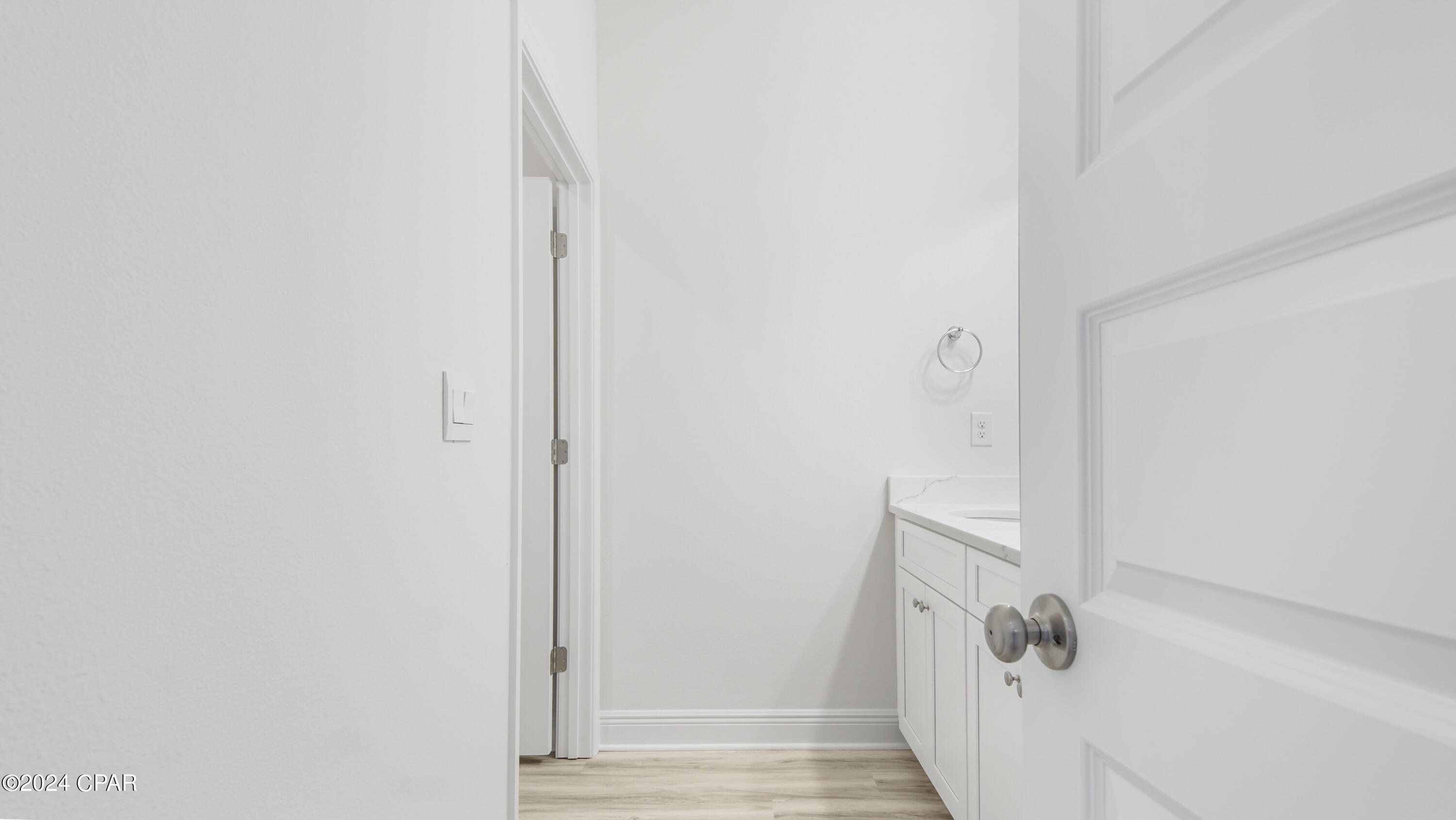 Image 42 For 437 Wolcott Way