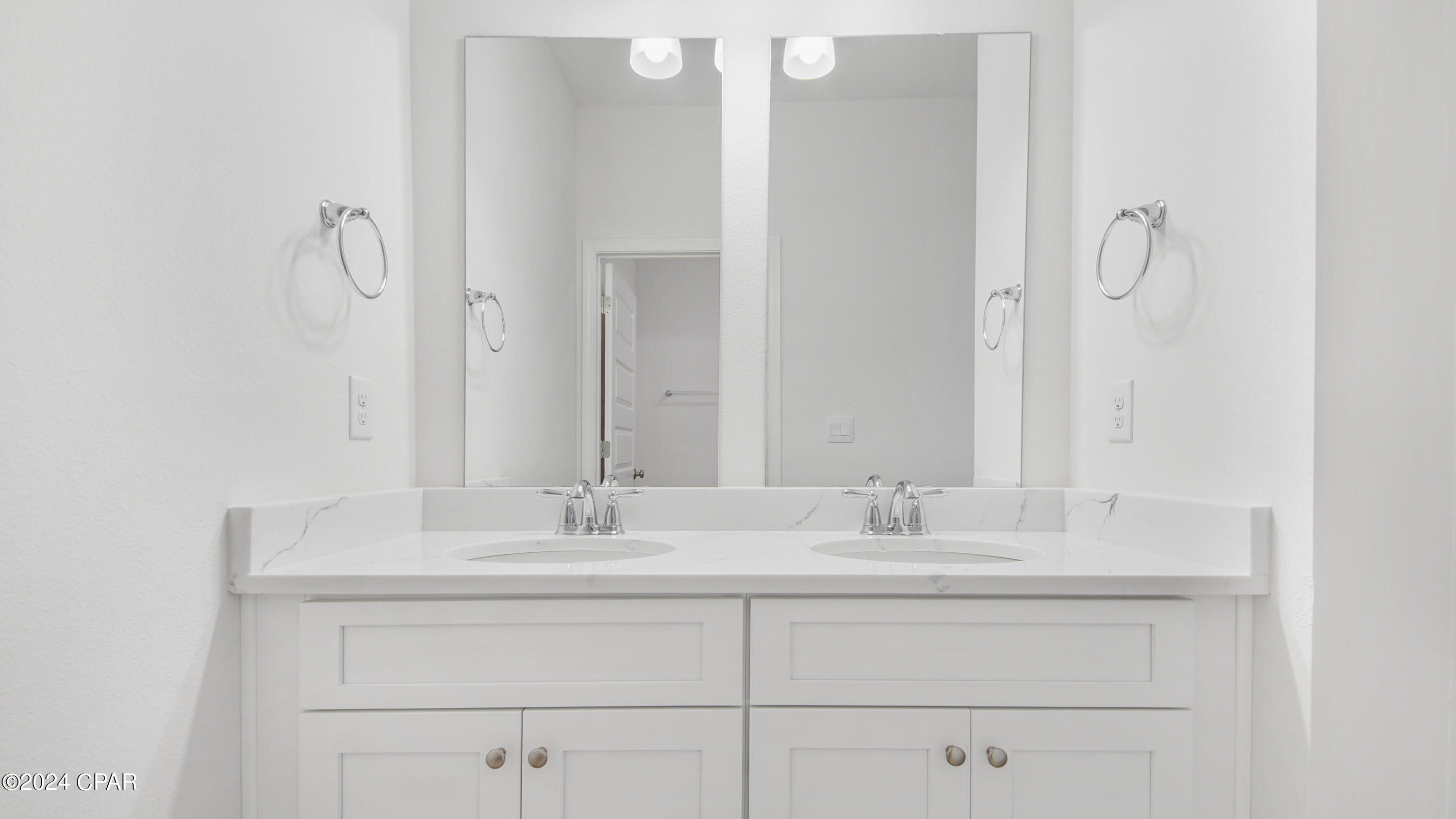 5rfy1i7ahfqsgvakroksq6rs55emvj9p56cpl9a4en4