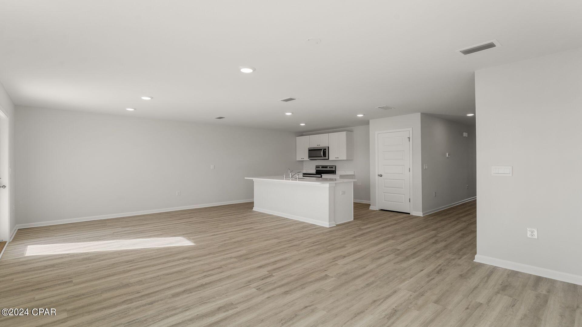 114s1esrzjlms3binpx9mfp72hufn5cxs0m6ipeb6cu